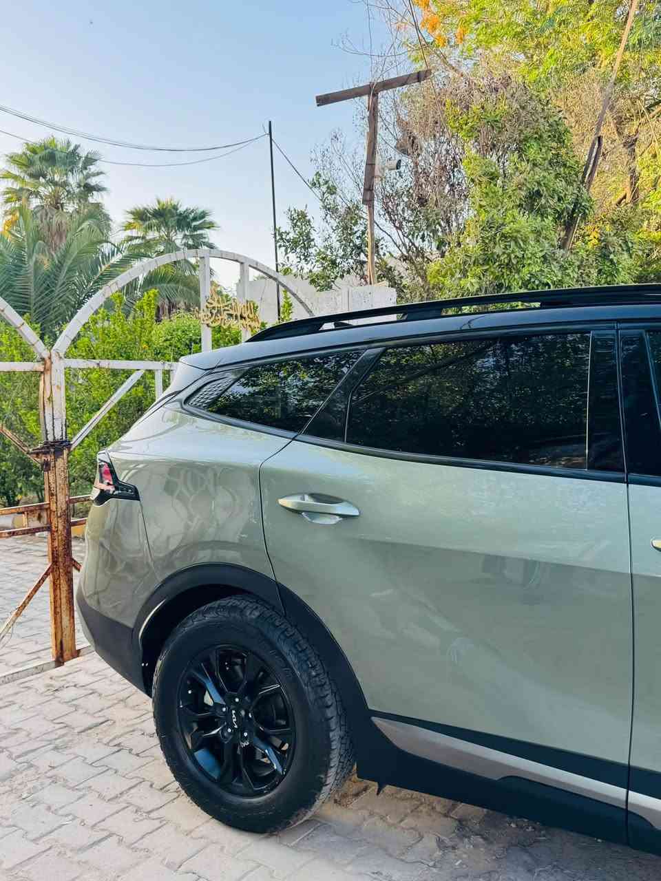 سبورتج وارد امريكي موديل 24كلين عدا بارد خفيف فول مواصفات برستيج X
اعلى فئه كراسي كهرباء تدفئه وتبريد كراسي وستيرن تشغيل عن بعد 5كامرات دواره 
نقاط راداريه.تبريد قطعتين شحن لاسلكي
شاشه رقميه كبيره 
لون مميز 
ماشيه 25فقط 
سياره جدايده بمعنى الكلمه 
جام مضلل 80بلميه مع كتاب تضليل 
باج موافقه/محرك 2500 Gdiونظام Mdi
الذي يتميز بالاقتصاد والكفاءة العاليه
التواصل مع صاحب السياره -***********-
