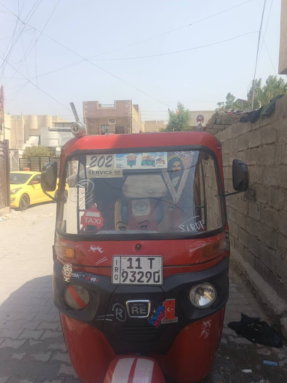 سلام عليكم تكتك موديل واحد وعشرين نطيفه لبيع تراي زيرو تكتك معمره لغد ولسعر 7800 بيها مجال رقم وشنويه تحويل ثانيه يوم رقمي ***********
