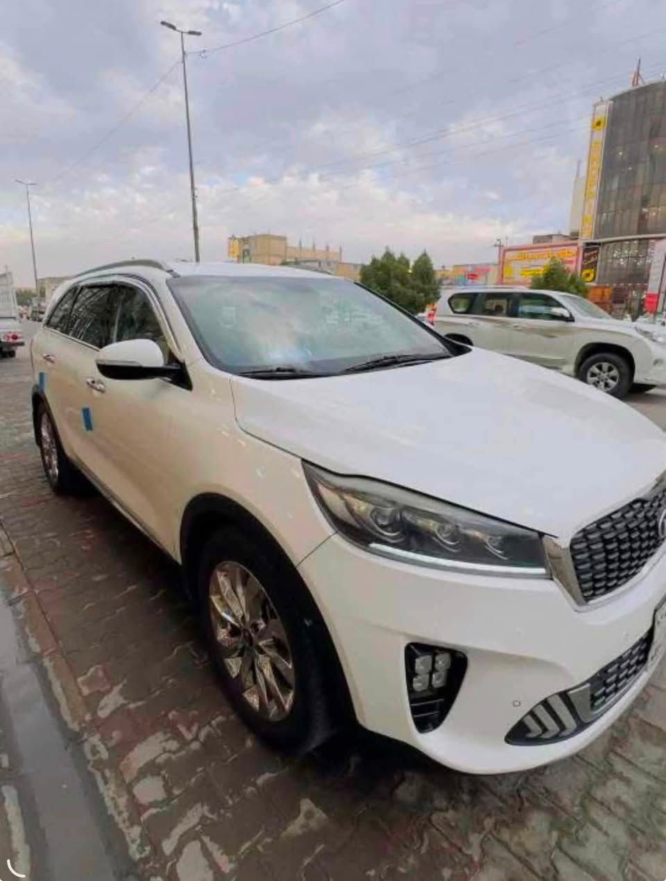 كيا سورنتو 2018 شكل ال20
اربيل رقم الجديد
وارد خليجي 
6 سلندر مكينة 3.5
گير 8 نمر
7 راكب
ثلاث قطع تبريد منفصل 
كشنات جلد
اوتو هولد ( توقف ذكي)
سايد بريك دكمة
حساسات اماي خلفي
كاميرا خلفية
شاشة جبيرة
ويل كروم
بردات خلفية بلادي 
بصمة ابواب وتشغيل
ماشية 186
انارة ترحيب يدات عند الاقتراب
مري شفط
4 وضعيات قيادة ( ايكو، سمارت، كومفورت، سبورت)
كشنات كهرباء
جنطة كهرباء ذكية تفتح اوتو
مكان السيارة نجف السعر   230 ورقة مع المجال
هاتف : [   ***********]
