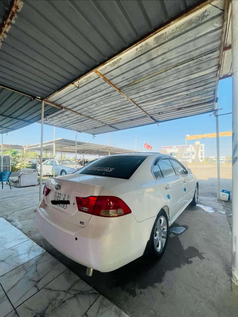 موديل ٢٠٠٩ • رقم بغداد • فتحة شاشه