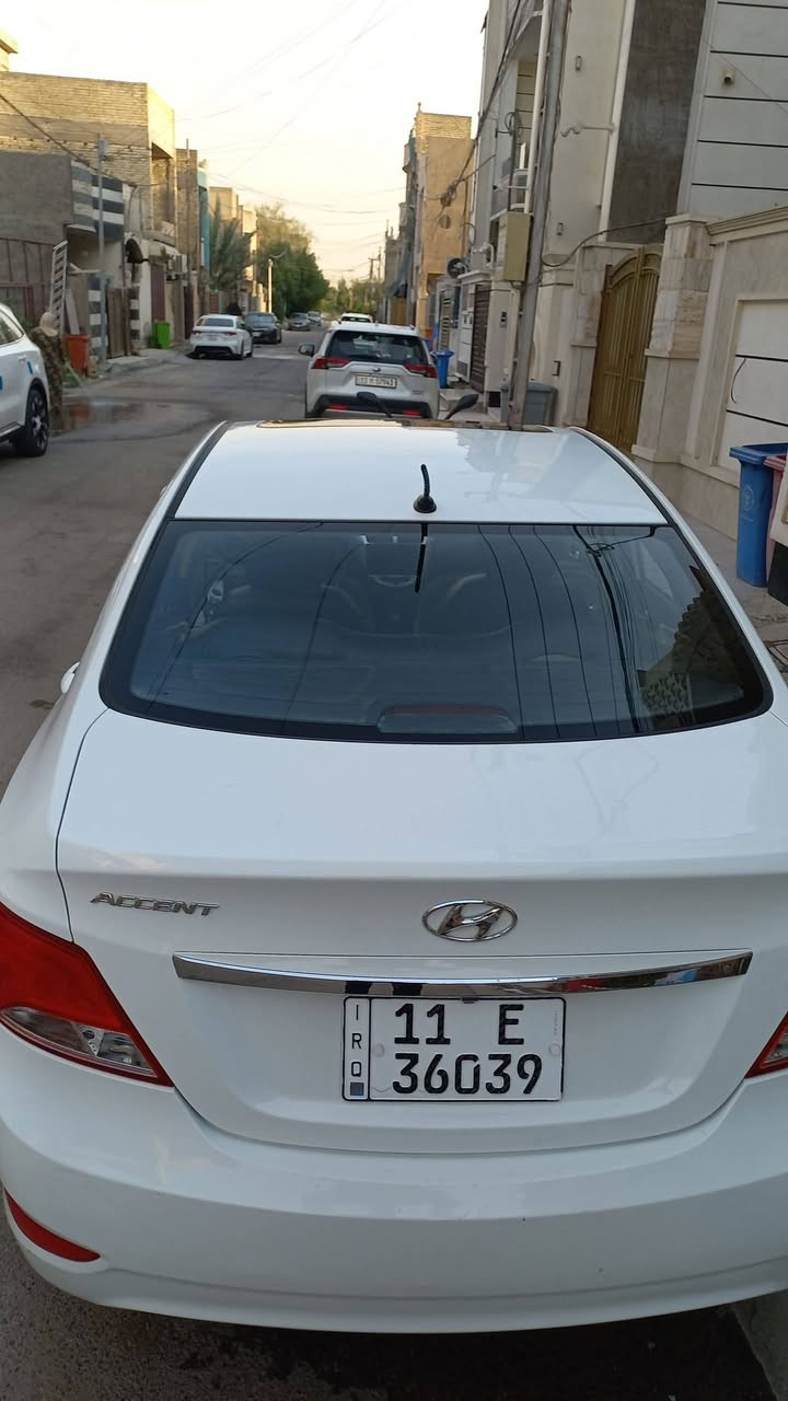 من رخصة الادمن  اكسندخليجية موديل ٢٠١٦ مكفولة كفالة عامة من الصبغ بيهة رصعة خفيفة موظحة بصور والبنيد٣ تكحيلات كير ممفتوح محرك واشر قبق ولفات بس  صدر تخم تاير تبريد كولة كامل خمسة ويل كب المشيف اشايرمري كامرة شاشة فتحة سقف لدات خلفي امامي  السيارة باسمي هزة ورقام جددجامة امامية جديدة شادهة ايدامة عسيارة مسويلهة العنوان بغداد الدورة المهدية الثانية السعر١٠٦$وبيهامجال رقم التلفون ***********
