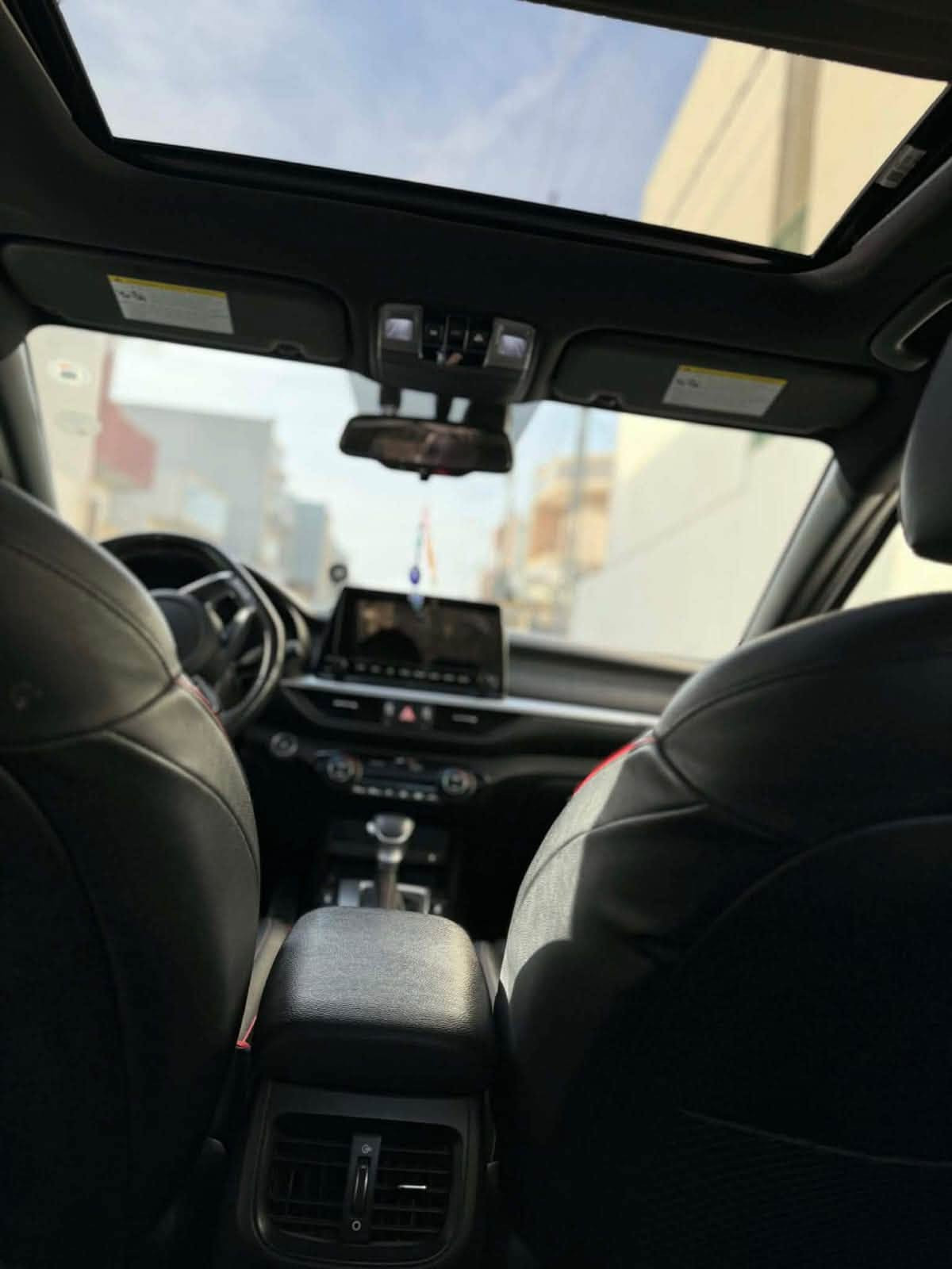 KiaForte GT
2023موديل
. ماشيه ..68.. الف مايل 

. كير Dct دبل كلج 7 نمر الكير المرغوب القوي يعني طياره 🛩️

. مكينه 1.6 تيربو hp 201 🎠

. مواصفات GT معروفه فول 1/1 اعلى مواصفات بل كيا فورتي 

. فتحه سقف 

. بصمه تشغيل عن بعد 

. شاحن وايرلس

. جنطه كهرباء 

. اشاير مري 

. شفتات ستيرن 

. رادار جانبي 

. رادار امامي

. رادار تحديد مسار

. اوتو هولد 

. ايقاف ذاتي 

. مثبت سرعه 

. مانع انزلاق 

. تبريد قطعتين

. شاشه كبيره 9 انج 🖥️

. كشنات جاد حار 🔥بارد ❄️

. أناره داخليه بل أبواب وبل دشبول علامه الGT عديده من ألوان 🌈

. هاند بريك كهرباء ⚡️ 

. سيتم صوت 🔈 harman kardon

. تبريد بيانو + مناخ منفصل 

. تشغيل عن بعد 

. كزوز صوت بلادي رياضي مع فصلات 

.. وبعد هوايه مواصفات بل جي تي ..

***********

نص مكتوب في الصور:
- @hama.cars3
- PLC auction  عندك سؤال؟ اتصل بنا! الكتالوج PLC auction الوت 46739634 رقم تعريف السيارة ******3KPF44AC3PE PLC auction 12/4 US, OH - Cleveland West :ق الموقع 01-07-2024 :تاريخ المزايدة اسأل أخبراء