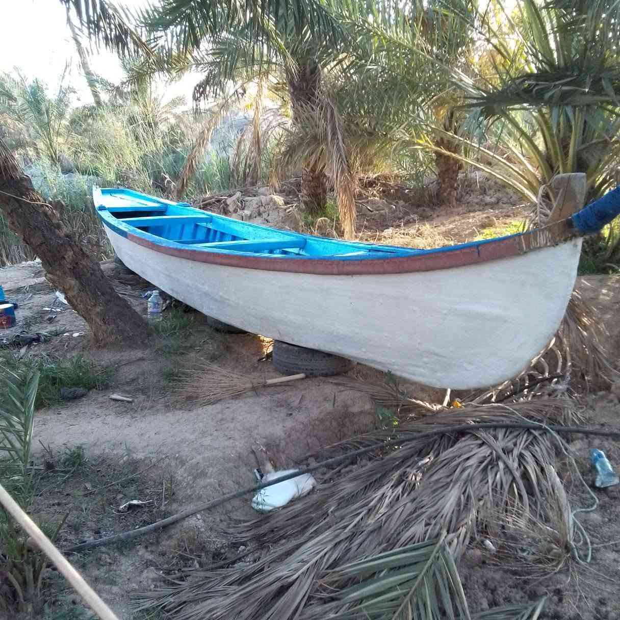 السلام عليكم بلم فيبر جلاس قطع للبيع سعر 750وبي مجال مكان بصره ابو الخصيب ***********
