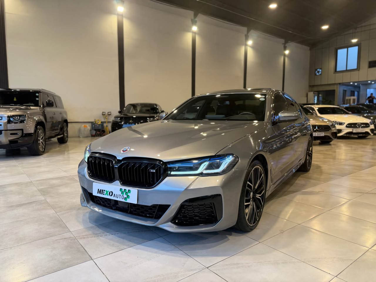 BMW 530M
وارد الماني ضمان ٣ سويج 
فول مواصفات 
لايتات ليز ليد 
رادار امامي كبير 
قيادة ذاتي 
هيكل M بيلاد 
ويل ٢٠ بيلاد مات 
داتاشو 
كشنات هيتر 
سيارة ٥٥ مل ماشية 
شبر جاملغ امامي بيها pdr تعديل
كير محرك كهربائي شرط 
٣٤٨$ 
*********** وتس اب
*********** أربيل, العراق
