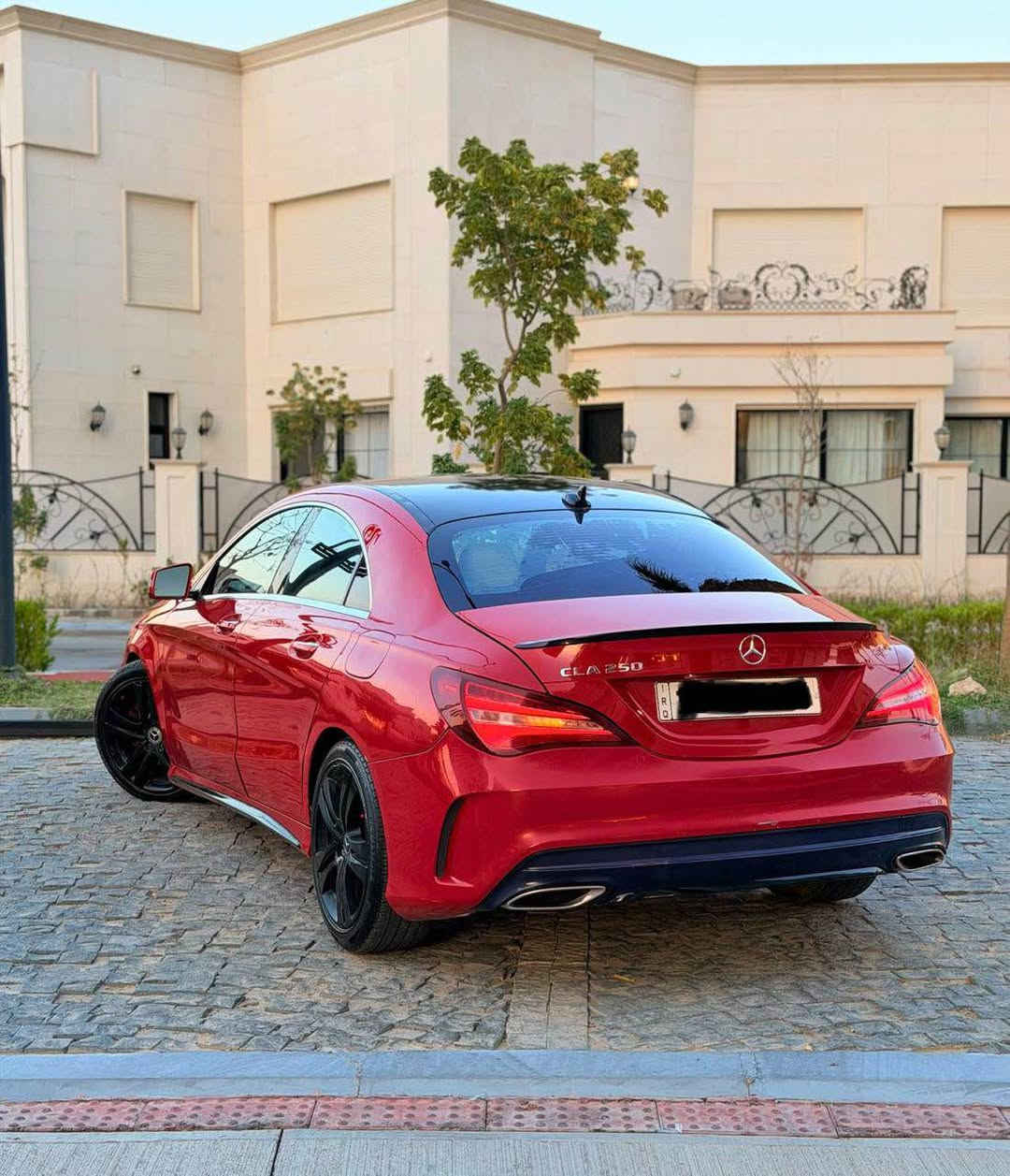 سلام عليكم 🇩🇪🔥 MERCEDES-BENZ CLA 250 🔥🇩🇪
🚘 2018 | 2000 Turbo | 4 سلندر
🇺🇸 وارد أمريكي | 🔢 رقم بغداد باسمي
📍 بغداد – بسماية
✨ المواصفات:
▪️ ماشية 95 ألف كم
▪️ AMG Kit
▪️ داخلية بيج رياضية
▪️ شاشة + Harman Kardon 🔊
▪️ إنارة داخلية 13 لون 🌈
▪️ كشنات Heater + كهرباء + Memory
▪️ مثبت سرعة + شفتات ستيرن
▪️ حساسات أمامية وخلفية
▪️ مكينة وكير كفالة ✅
📸 صور الحادث والسونار بالمنشور
▪️ جاملغ خلفي
▪️ صبغ قمارة نصها بسبب الحادث
📝 كلشي موضح بالصور وبكل شفافية
💰 السعر: 125  ورقه 🥰
🔄 للبيع أو مراوس

📞 *********** بغداد, العراق

نص مكتوب في الصور:
- 000-26603368 - 12/12/2019 - IAA