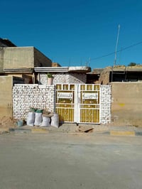 بيت للايجار • خدمات مصقط • خلف حسينية الزهراء