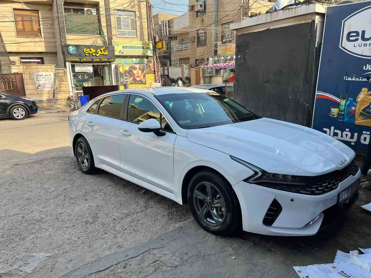 السلام عليكم للبيع كي فايف موديل 2023 وارد امريكا
مواصفات xls
تحكم ستيرن 
اربع وضعيات قياده
مثبت سرعه 
نظام ايكو
العداد 60الف كيلو وليس ميل
كير محرك كفاله 
صبغ 3قطع بنيد جاملع باب عكس السائق السونار مرفق مع الصور سياره نضيفه مناقصه شي مكانه حي الجامعه 
السعر 140 وبيه مجال كلش بسيط  
رقم***********
