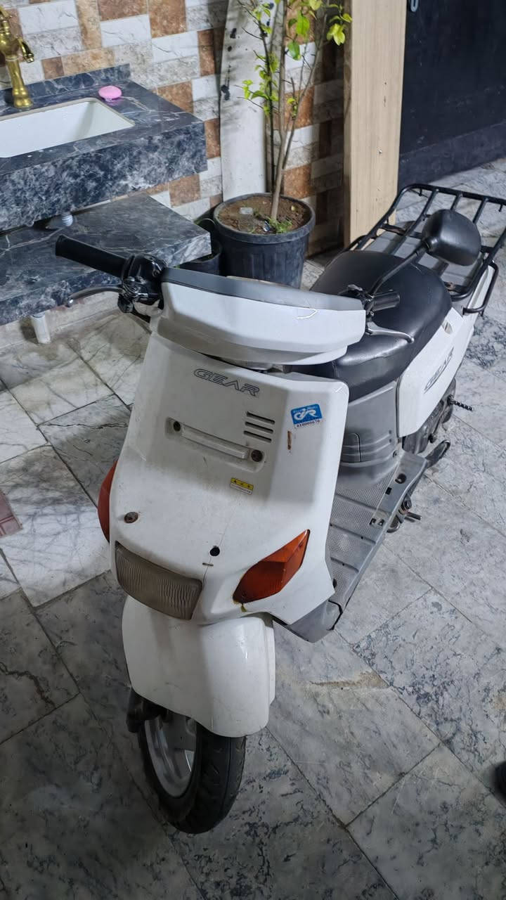 دراجة بيكم للبيع كهربائيات كلها شغالة سلف هندر مشيها كل الزين تمشي ٦٠ مثل ما موضح بالفيديو وين ما تريد روح بيها ..... 

سعرها 400 الف   بيها مجال  وهذا رقمي ***********

مكاني بغداد مدينة الصدر الأولى
