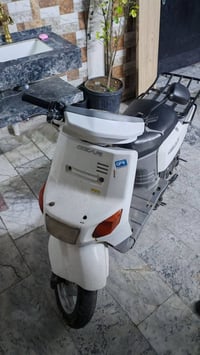 دراجة بيكم للبيع كهربائيات كلها شغالة سلف هندر مشيها كل الزين تمشي ٦٠ ...