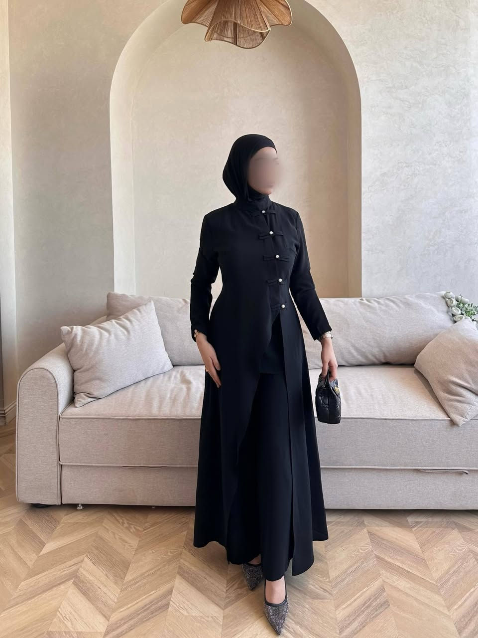 ملابس • بدون تفاصيل