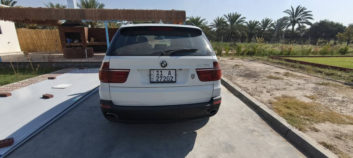 بي إم X5 E70  2008 
7راكب
8  سلندر تنفس طبيعي رقم بغداد فول مواصفات هواي ما كدر اعدد 
المكان بغداد أبو غريب رقم الهاتف ***********بي وأتساب
السعر 110 ورقة  وبيها مجال
