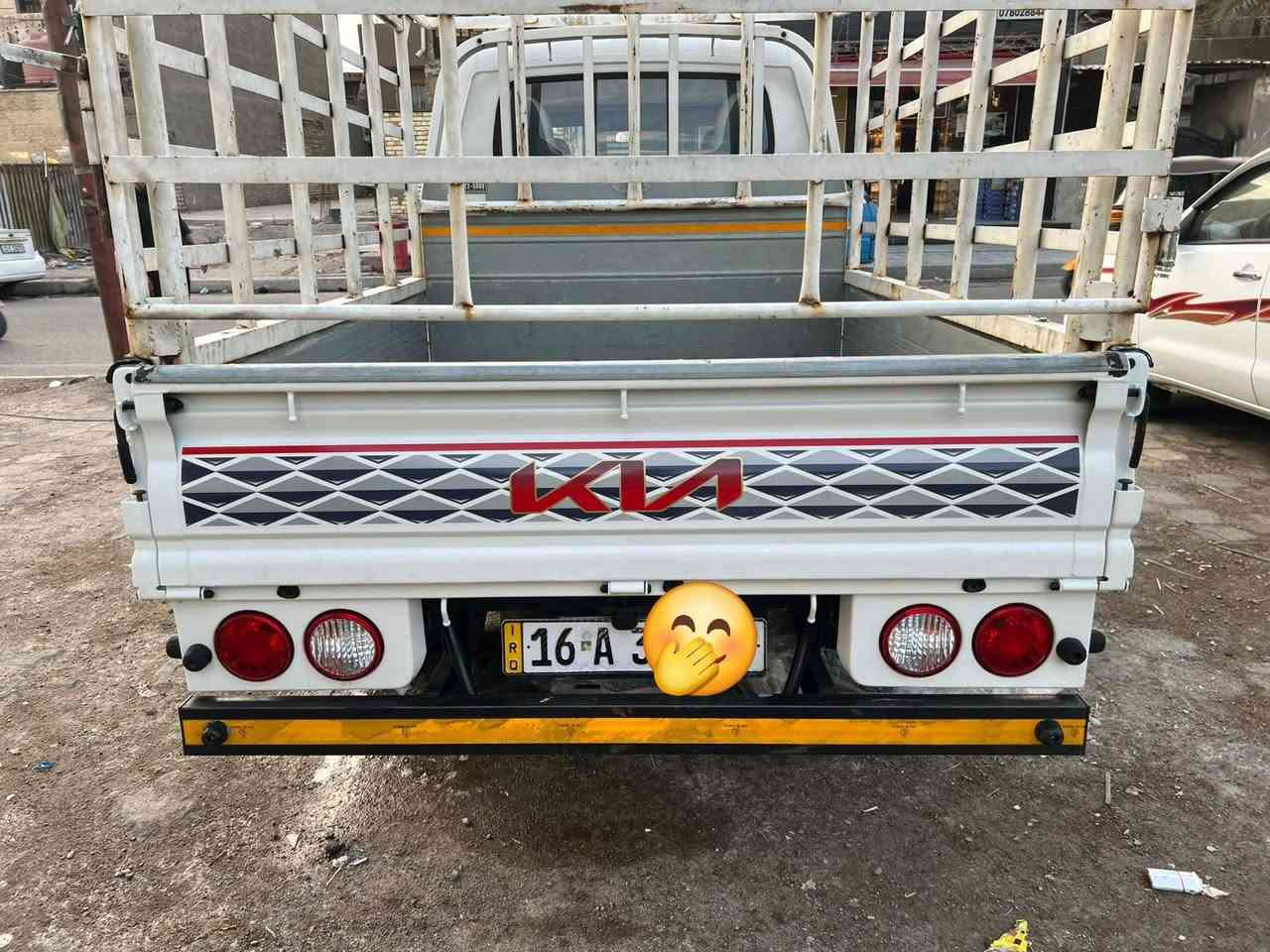 السلام عليكم
كيا دبل قماره مديل 2021 مفتوح👍
مكفوله كفاله عامه لا صبغ ولا ضرر ولا تبديل ولا فتح ولا بارد
السياره اخت الزيرو ماشيه 53 الف
فول تحكم استيرن 
اشاير بلمري تدفئة بالمريء 
سياره يعني جديده بمعنى الكلمه ما مشتغل بيها ابدااا 
رقم انكليزي بسمي تحويل ثاني يوم 
سعرر 143 وبيها مجال بسيط 
المكان بغداد 
رقم ‭***********
