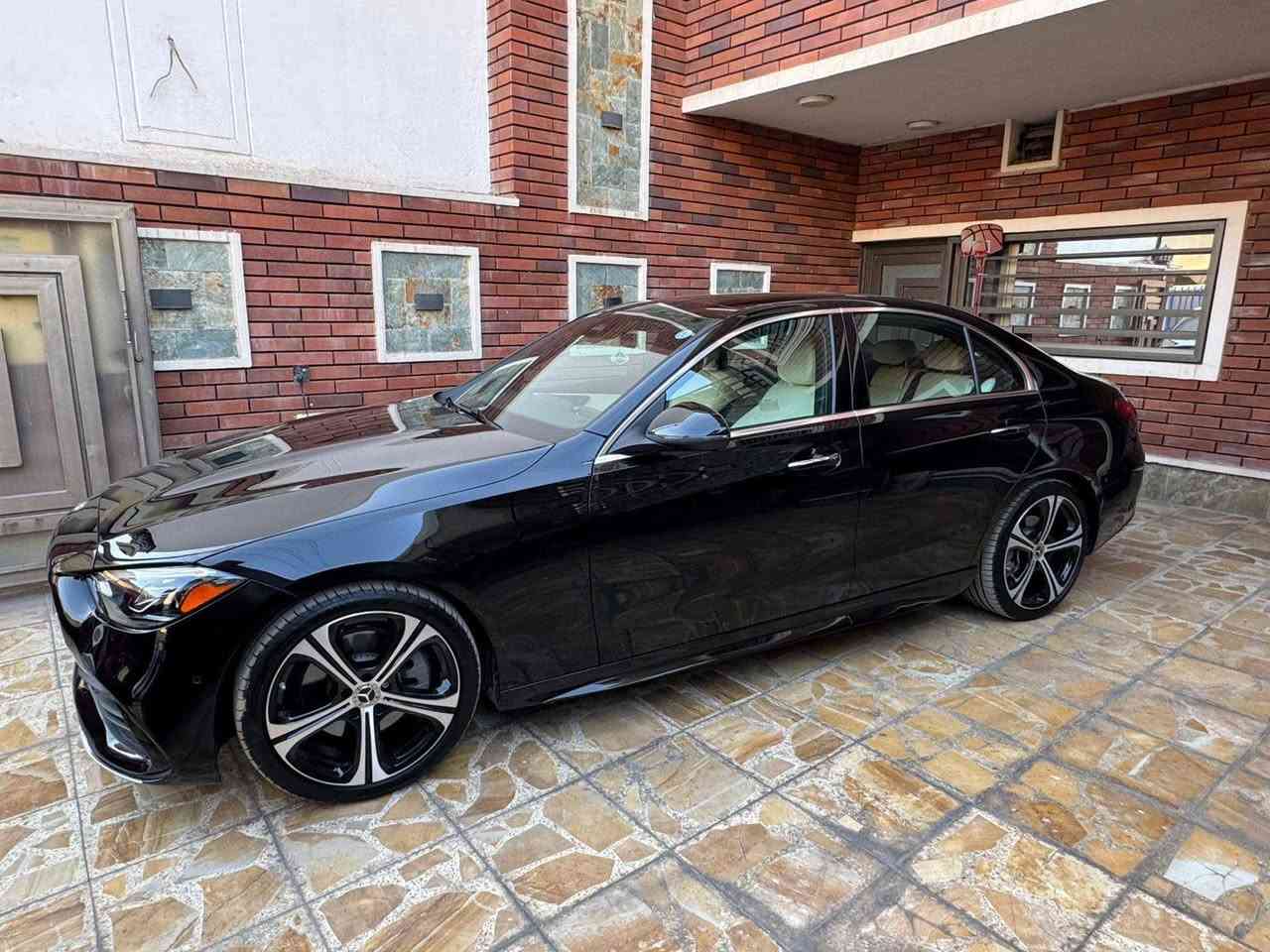 🚘 Mercedes-Benz C300 | موديل 2025

💰 السعر: 349 ورقة
📞 ***********
 📍 العنوان: الدورة – شارع أبو طيارة

✨ Mercedes C300 2025 – فرصة مميزة جداً

🔹 عداد المسافة: 6,000 ميل فقط
🔹 حادث جاملغ خلفي
🔹 جميع الـ Airbags سليمة
🔹 Panoramic Roof – سقف بانوراما
🔹 Heated & Ventilated Seats – تدفئة وتبريد المقاعد
🔹 AMG Package
🔹 Ambient Lighting – إضاءة داخلية محيطية
🔹 Digital Cockpit
🔹 Large Central Display
🔹 Apple CarPlay & Android Auto
🔹 Keyless Entry & Start
🔹 كاميرات وحساسات Park Assist
🔹 LED Lighting
🔹 Electric Seats
🔹 Dual-Zone Climate Control
🔹 Multi-function Steering Wheel
🔹 Premium Interior

🇩🇪 C300 موديل 2025 بمواصفات راقية وعداد قليل جداً، والسيارة باسمي شخصياً.

🔥 للمهتمين بالسيارات النظيفة والمواصفات العالية، هذه فرصة تستحق المشاهدة
📞 للاستفسار: *********** 
📍 الدورة – شارع أبو طيارة بغداد, العراق
