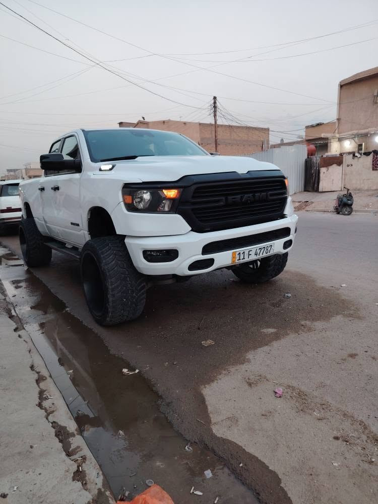 للبيع أو المراوس – RAM 1500 Big Horn Lone Star موديل 2023

موديل: 2023

فئة: Big Horn / Lone Star

محرك: 5.7 HEMI eTorque

الممشى: 33 ألف

رقم بغداد الجديد

تحويل ثاني، صدر جديد

تبريد ممتاز والمحرك بالكامل بحالة ممتازة

صبغ جاملغ وبنيد فقط، بدون شاصي

ترفيع وكالة من شركة Mopar مع رنقات وتايرات 24

كير ماوس

كاميرا أمامية وخلفية

كشنات تدفئة وتبريد

ستيرن تدفئة

بريك كهربائي

سيارة نظيفة جداً وجاهزة للاستخدام

📍 الموقع: بغداد – حي الجهاد

📞 للاستفسار:
***********

السعر: مناسب جداً وجوه السوق، والجاد يتصل. بغداد, العراق
