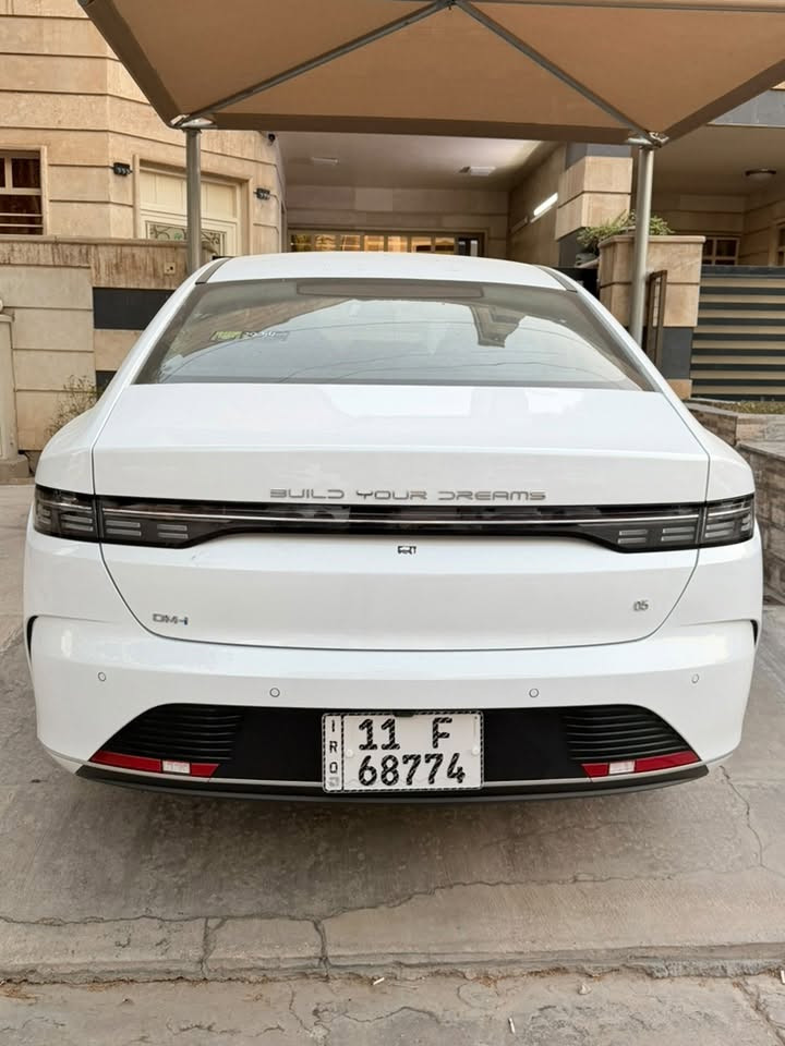 السلام عليكم byd دستروير  2025 للبيع سياره جديده ومكفوله كفاله عامه سياره مواصفاتها بصمة وشاشه قلاب بيها نظام كامل يوتيوب ويز والقنوات والراديو مال كل دول والعراق تشغيل عن بعد 
رقمها بغداد وبأسمي مكان سياره بغداد زيونة
رقم تلفون:***********
