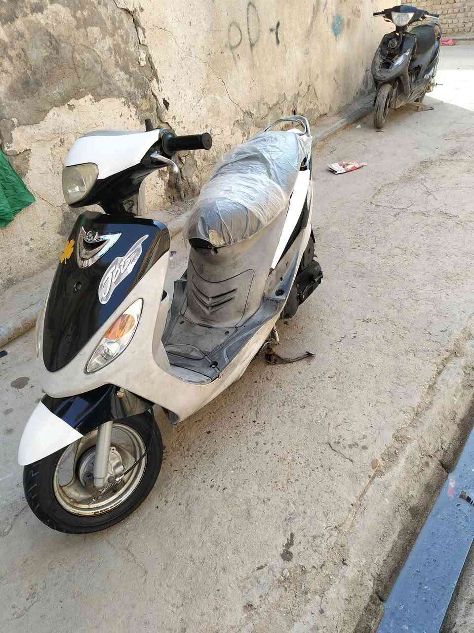 دراجه ماكس منغولي للبيع دراجه مامنقصه اي شي ما مفتوحه المكان حله مركز المدينه الاستفسار اتصال ***********
