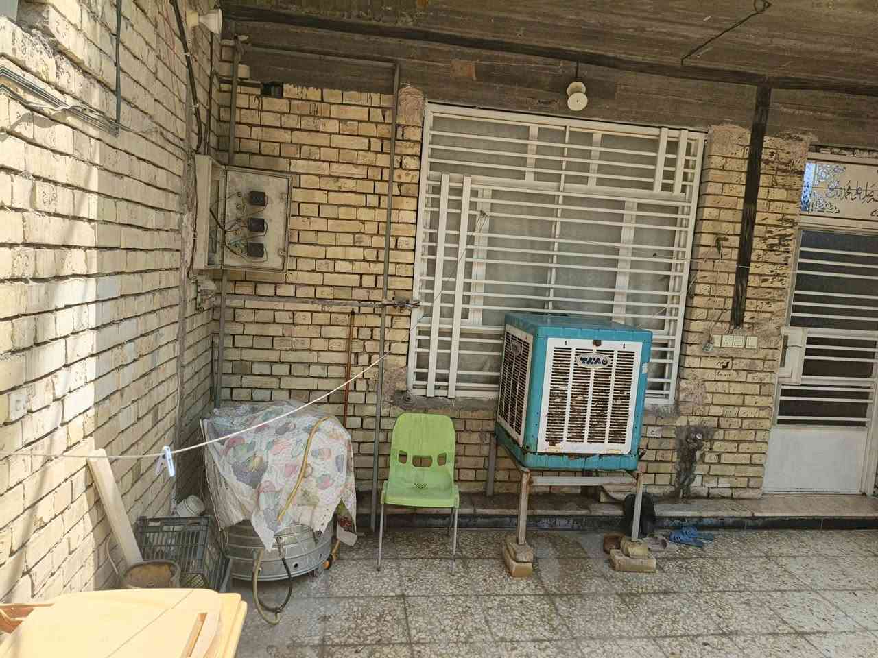 زراعي
السلام عليكم  بيت في منطقة العبيدي شارع المطحنه مجاور محطه الماء الوجهيه 10 والنزال 14  المساحة 140بناء حديث  السعر 120 وبي مجال رقم الهاتف ***********
