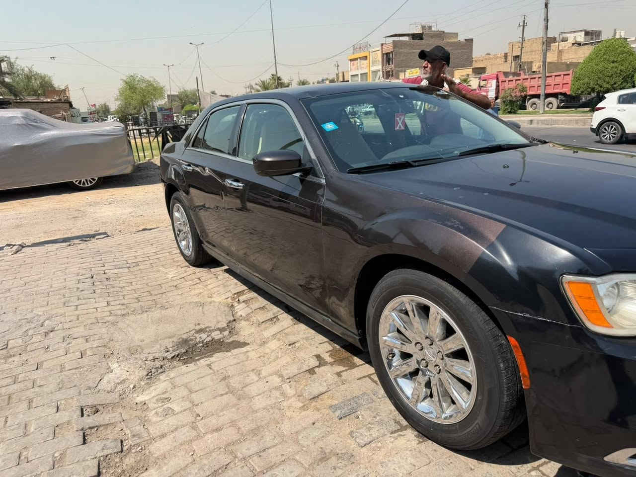 السلام عليكم للبيع اوباما موديل 2013 خصوصي بغداد رقم انكليزي لون جوزي خمس مواصفات شاشه كبيره كير ماوس كامره دواره كشنات جلد كهرباء داخل بيجي سياره كير محرك اكسل تخم تاير حداديه كله مكفول بيه اربع قطع صبغ السعر 132$ وبيه مجال للشراي مراوس حسب القناعه مكان السياره بغداد للأستفسار اتصال ع رقم ***********
