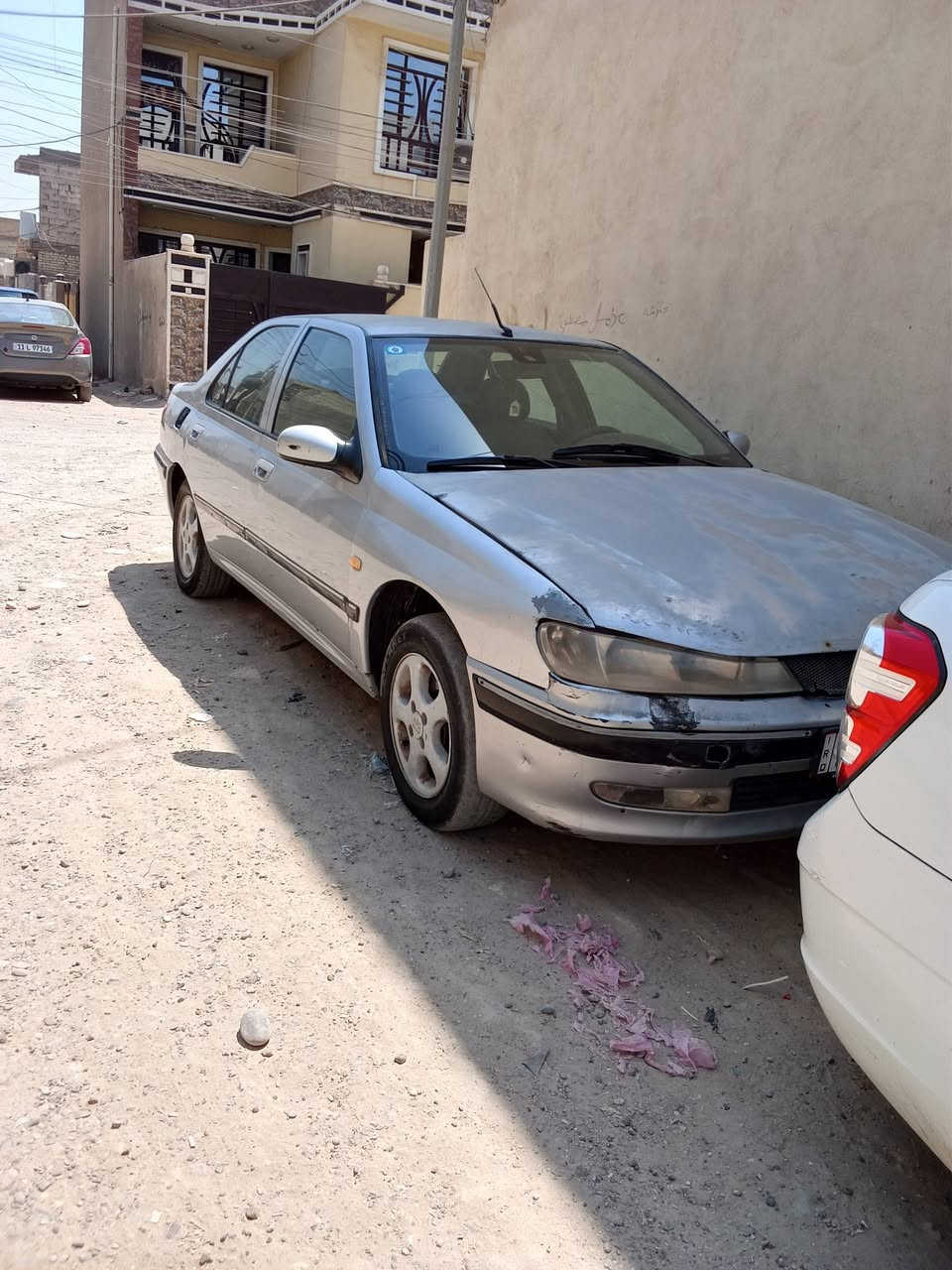 بيجو 406 كلهه بلاديه لاضربه ولاصبغ ولا تبديل 
موديل 2001 سعرهه 30 بيهاا مجال قليل مكانهه بغداد 
***********
