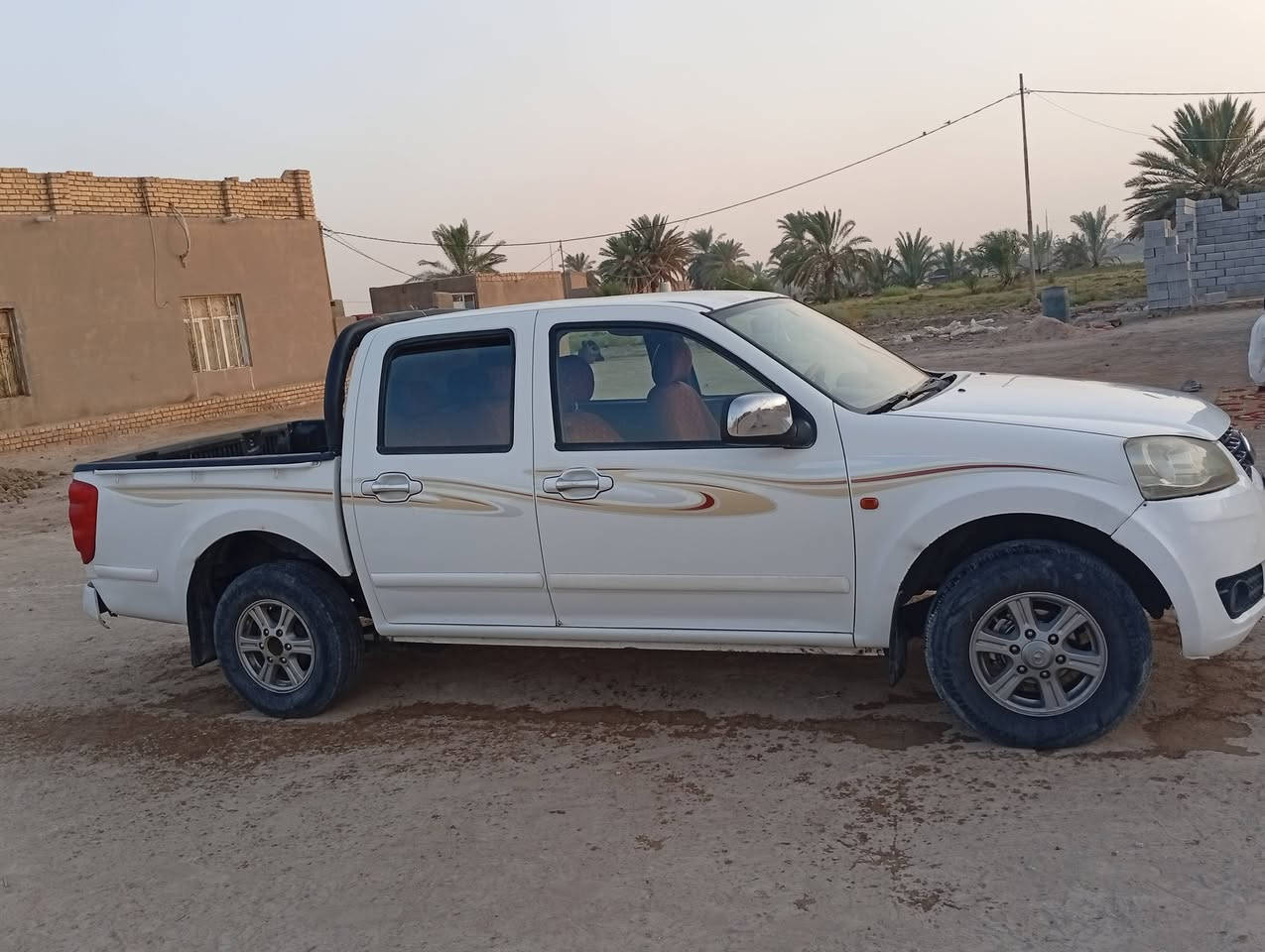 سلام عليكم كريت وايل 15 سياره كفاله عامه رقم مثنى سنويه جديده سياره جاهزه  سعر 75وبيه مجال قليل ***********

