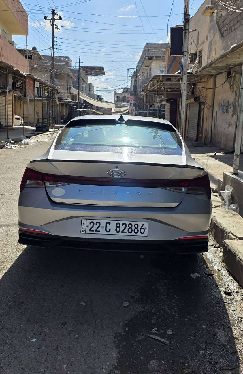 سلام عليكم 
النترا ٢١ رقم اربيل باسم شركه 
محرك ٢٠٠٠ دوش 
نص فول 
ماشيه ٦٦ 
ضرر بوند وجاملغ بدون دواخل بيها ملاحضات بسيطه تقليم
رقم الشاصي وصور الضرر بل منشور 
السعر ١٣٣ بيها مجال  
مكان السياره موصل الايسر 
*********** اتصال واتساب
