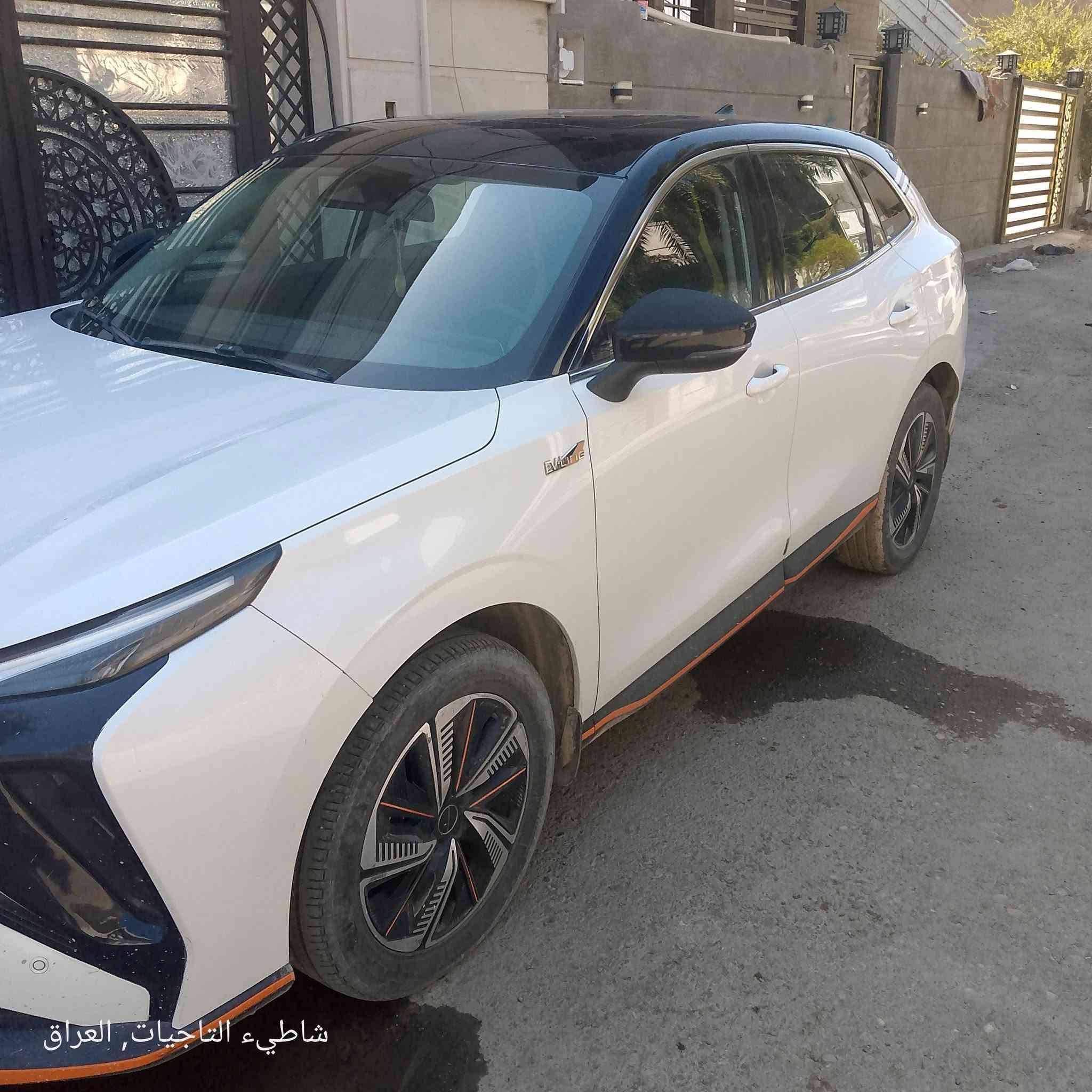 فرايدي الصينيه موديل 25 كهربائيه ماشيه 23الف بغداد الاتصال ***********
