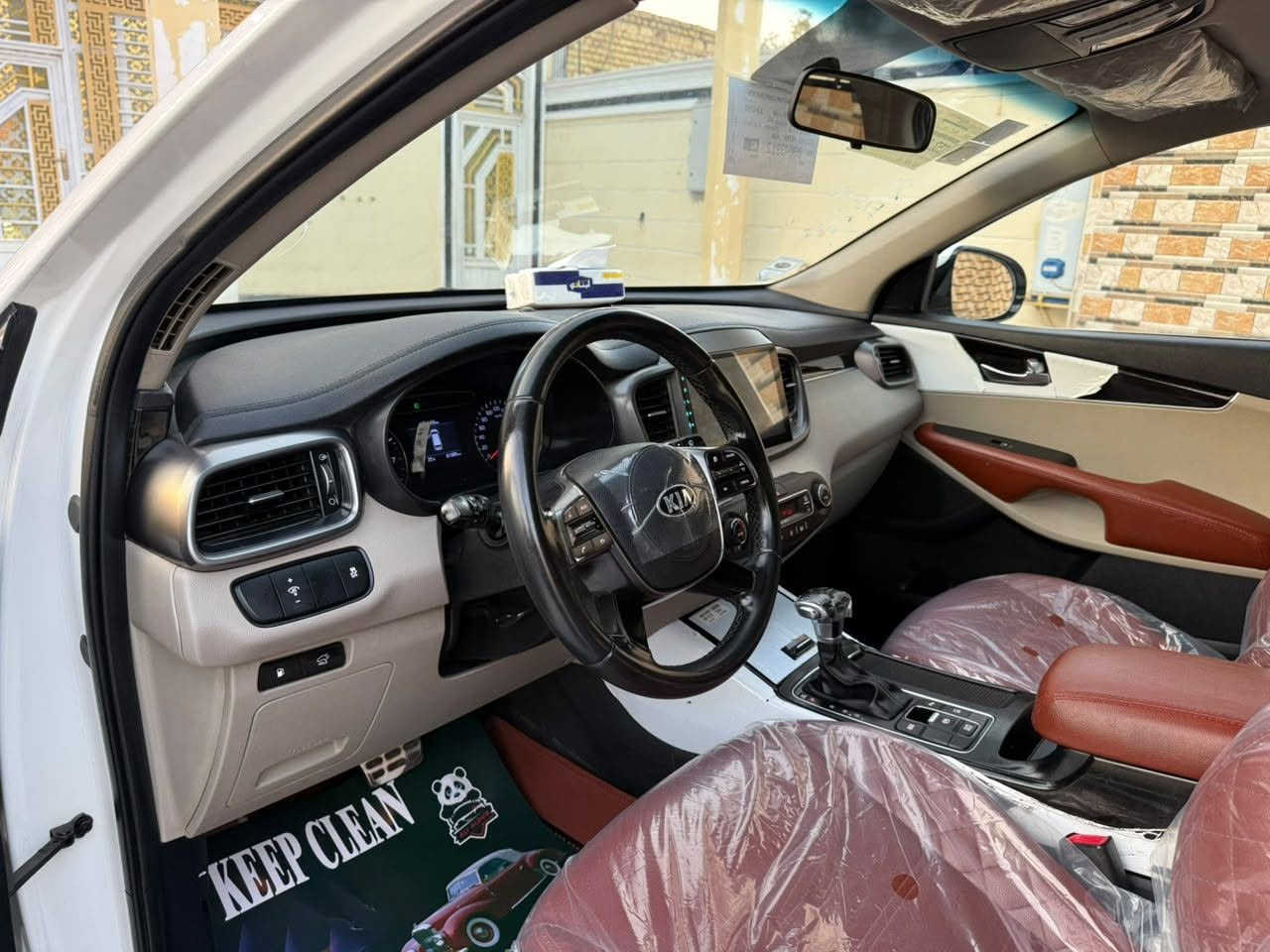 سورنتو موديل 2019 وارد خليجي مكفوله كفاله عامه من الضربه والصبغ والتبديل رقم ذي قار بسمي نكليزي هزه وسنويه جدد تريد تحويل تريد وكاله حاضر محرك 6 سلندر كفاله من الفتح فول مواصفات خمس كامرات سايد بريك بصمه+ بصمتين تشغيل  ماشيه 61 الف حقيقي تبريد ثلج تدفئه 
3 قطع 7 راكب تخم تاير جديد حداديه 100% استخدام شخصي سياره جديده السعر 234 وبيه مجال ***********
***********
