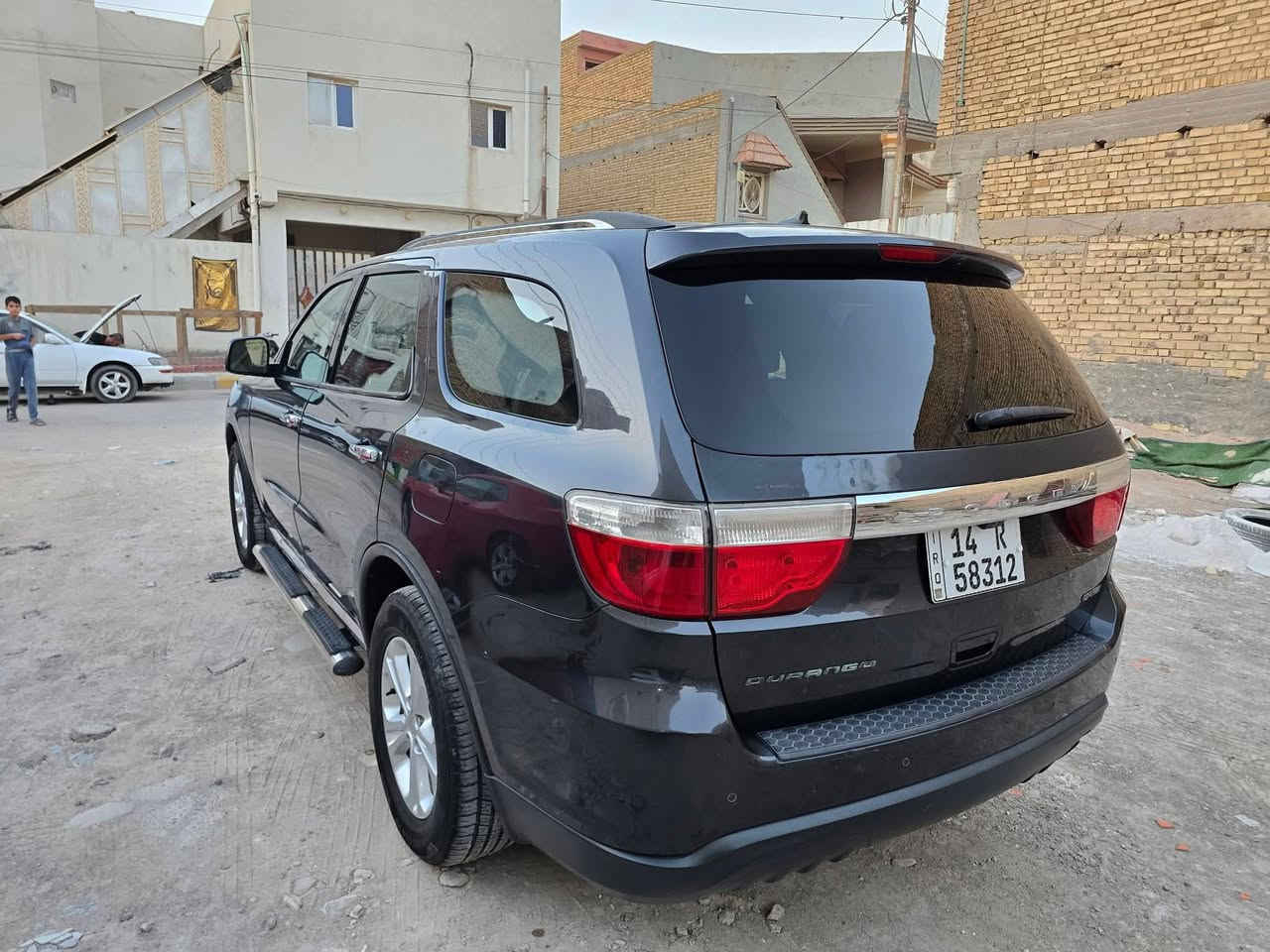 السلام عليكم
للبيع او مراوس بجارجر واوباما فقط
دورنكو موديل 13 وارد امريكي
حادثهه جاملع مبدل وصبغ باب السائق بدون دواخل وبدون ايرباك
محرك 3600  تو ويل سنويه 29
دواخل بيجي
كشنات كهرباء
صندوك كهربائي 
تبريد 3 قطع
 حداديه جديده عامه توني شادهه
تبريد منضومه كامله جديده 
كير قبل شهرين شديته السياره جاهزه 
سونارهه وصور حادثهه بالمنشور  
السعر 155 مكان البصرة رقمي ***********
