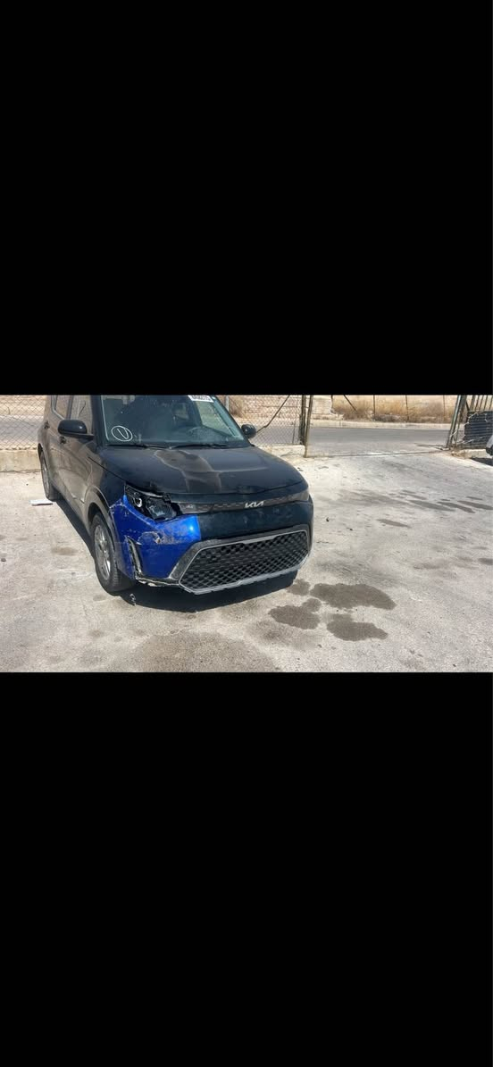 كيا صول موديل 24 دخول جديد مرقم بغداد حره باسمي اني مستورها كفاله عامه من الصبغ والتبديل حادث كسر ربع الدعاميه فقط نصبغت ربع منها بدون ايرباك ماشيه 34 سياره بالجبس جديده بمعنى الكلمه السعر 146 وبيها مجال رقمي ‭
*********** بغداد, العراق

نص مكتوب في الصور:
- العودة عالية الدقة 1 / 13
- العودة عالية الدقة 3 / 13
- قص
- العودة عالية الدقة 4/1