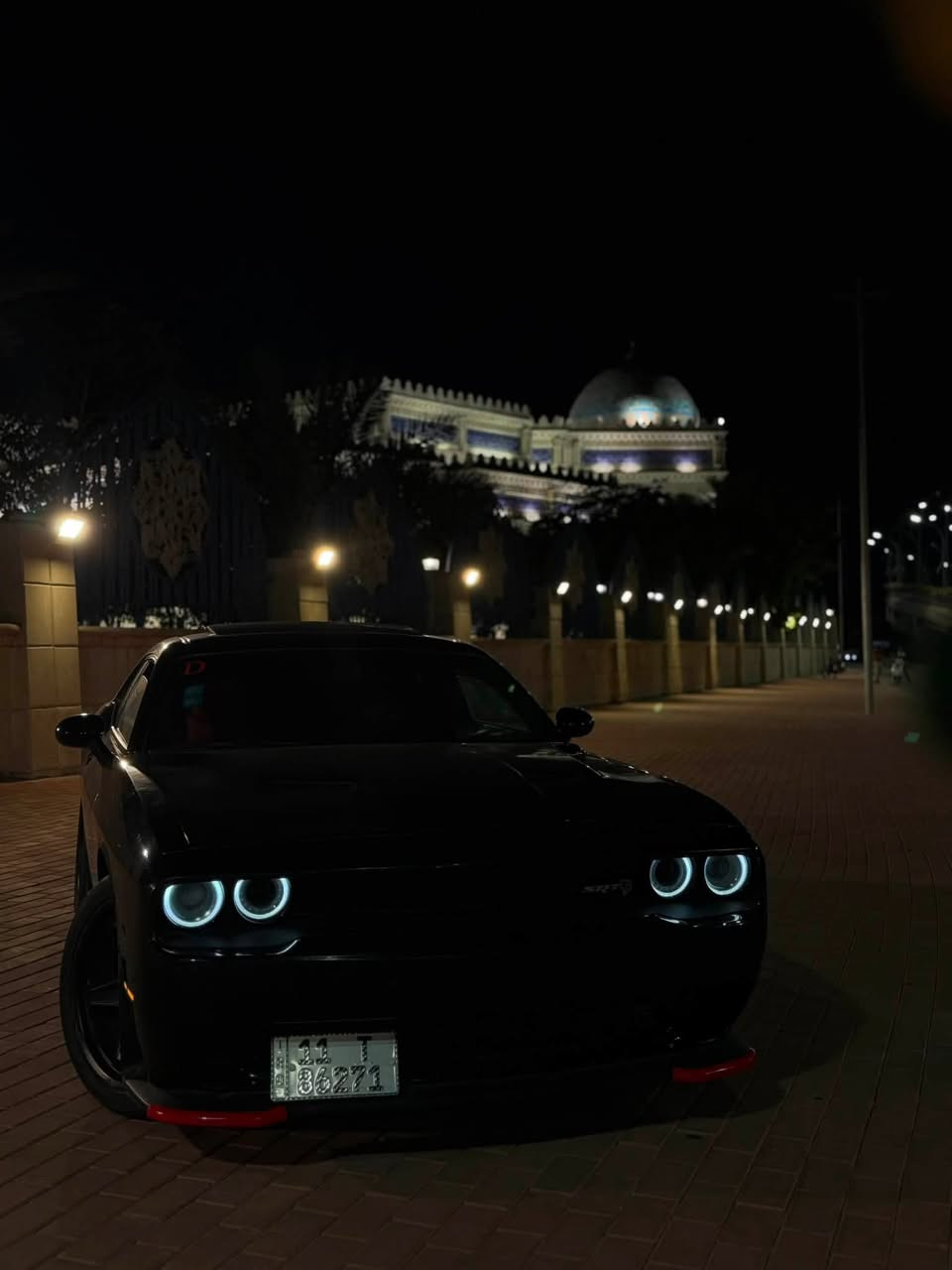 دوج تشالنجر 
2018
Sxt plus
ماشية 90 

السيارة فول مواصفات اعلى شي بلجالنجر
*فتحة
*تدفئة تبريد بلكشن
*ستيرن هيتر
*مقاعد كهرباء
*رادار خلفي
*دخول ذكي 
*سبورت
*مري كهرباء 
*كامرة خلفية
*شاشة uconnect جبيرة
*حساس خلفي
*تشغيل عن بعد 
*كشن كهرباء
*ترحيب دخول
*جام اوتو
*مثبت سرعة
*مصابيح امامية led
*تحكم ستيرن كامل
*كشنات جلد احمر
*تبريد قطعتين

الاضافات الي عليها هواي ومصروف عليها
كت كامل هيلكات 250$
تهبيط للسيارة 100$
كت لحية جانبي 30$
كت لحية امامي 40$
بلكات ريسنك 60$
فيت بم ريسنك45$
اكزوز / HT POWER /ب 500$
ويالة ديمون 500$
دفيوزر لد 70$
حلوك صالنصة كورسا اصلية 150$
ليد متغيير دشبول 25$
دوشمة جلد احمر بطانه ابواب ومقاعد كاملة 600$
برمجة مصطفى ايكل
مبرمجة سيفتي وزيادة هورس بور طلقات واستخدام يومي 900$

السيارة جاهزة ونظيفة مصروف عليها هواي ولا كلوب مشتغل بلدشبول
سويت الها ادامة وبوليش كامل قبل شهر
زيت  كله MOTUL 
بانزين محسن ( مبرمجة سيفتي تاخذ عادي )

حادثها جاملغات امامي مبدله بنيد محدث وباب السايق نصه صبغ فقط
مكان السيارة : الرمادي 

السعر:  162$
والاستفسار تواصل
***********
