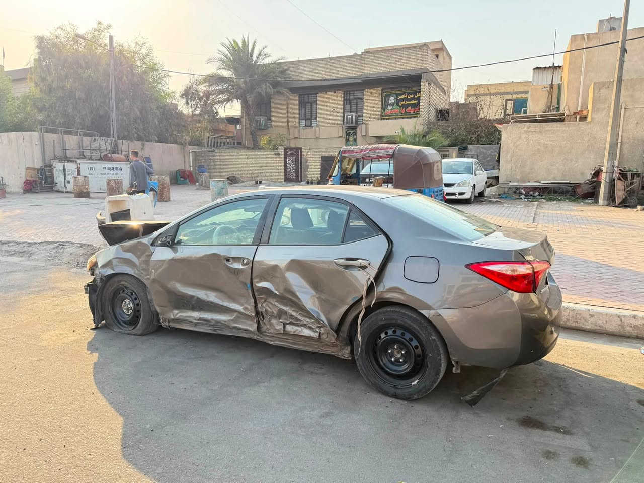 للبيع كورلا وارد مريكي موديل 19رقم بغداد هزه سنويه جديده ابيع عل حادثه مكينه وكير مابيهن شي 1800مكينه موصفات عاديه ايرباك طاك حادث مريكه جاملغ وباب بدون دواخل شراي يتصل مكاني بغداد اعتذر عل مراوس 
 ‭ ‭***********‬

نص مكتوب في الصور:
- BidFax.info