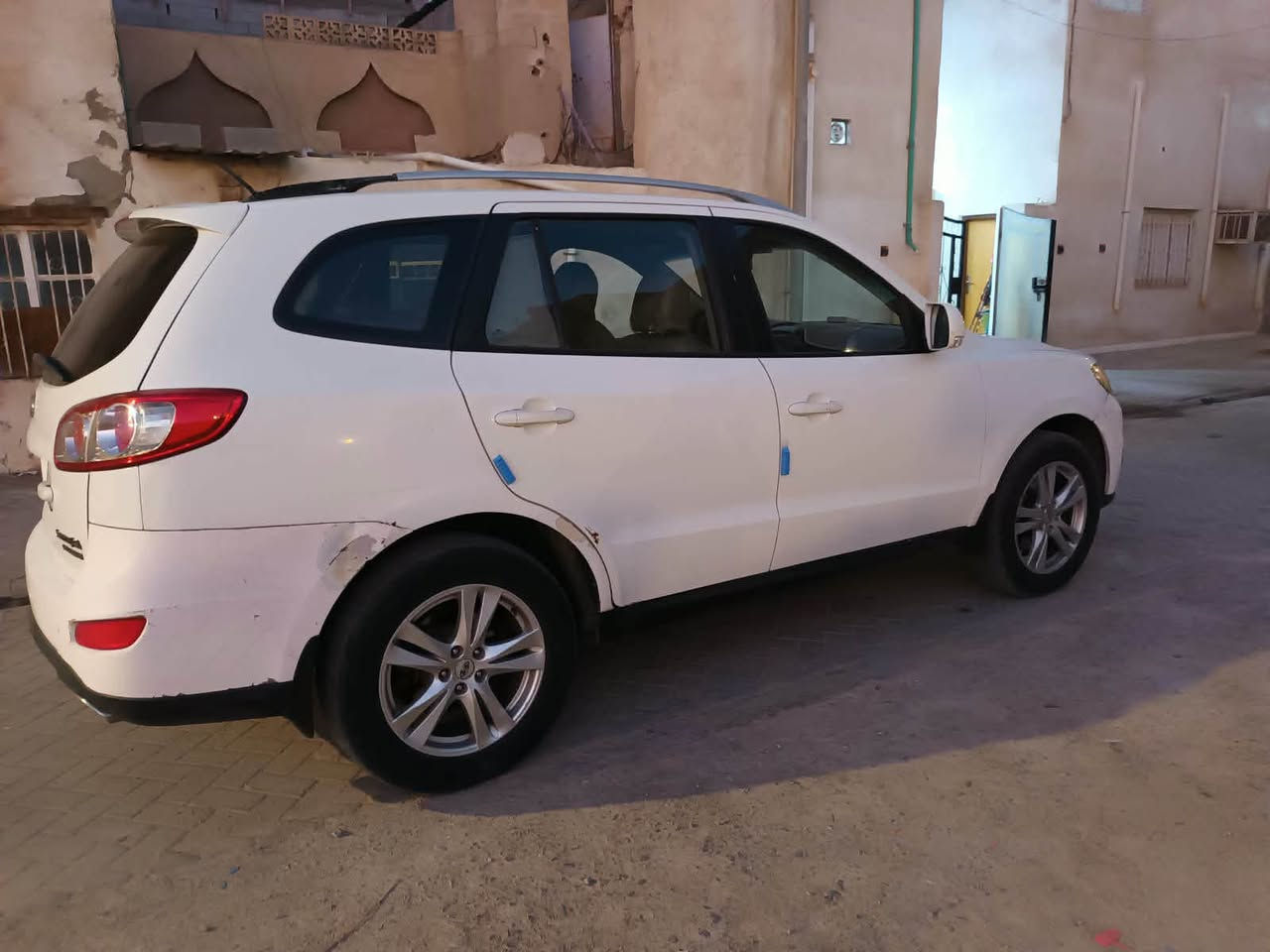 سنتافي مديل 12 خليجي محرك 6 سلندر رقم بصره تحويل السياره مكفوله من الضربه بيها ملاحضات بسيطه شوف العين السعر 135 
مكاني البصره ***********
