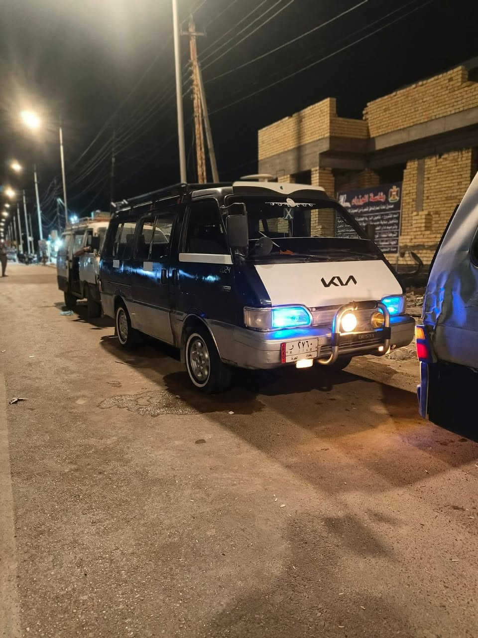 سلام عليكم
كيه بسته للبيع 
موديل 1994 بغداد الماني سنويه لل 29 شرط التحويل ماكو وكاله مصفره هيئه وغرامات 
سياره كفاله عامه كير محرك اكسل كفاله شواصي 4 كفاله تخم تاير صدر مشط باور كهربائيّات كله شغاله عل بلاد دوشمه جديده سياره مال جناي سعرها 43 وبيها مجال بسيط 
مكاني بغداد الطارميه... شرط التحويل......  ***********//***********

