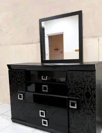 غرفه نوم • مع دوشك • قابل تفاوض
