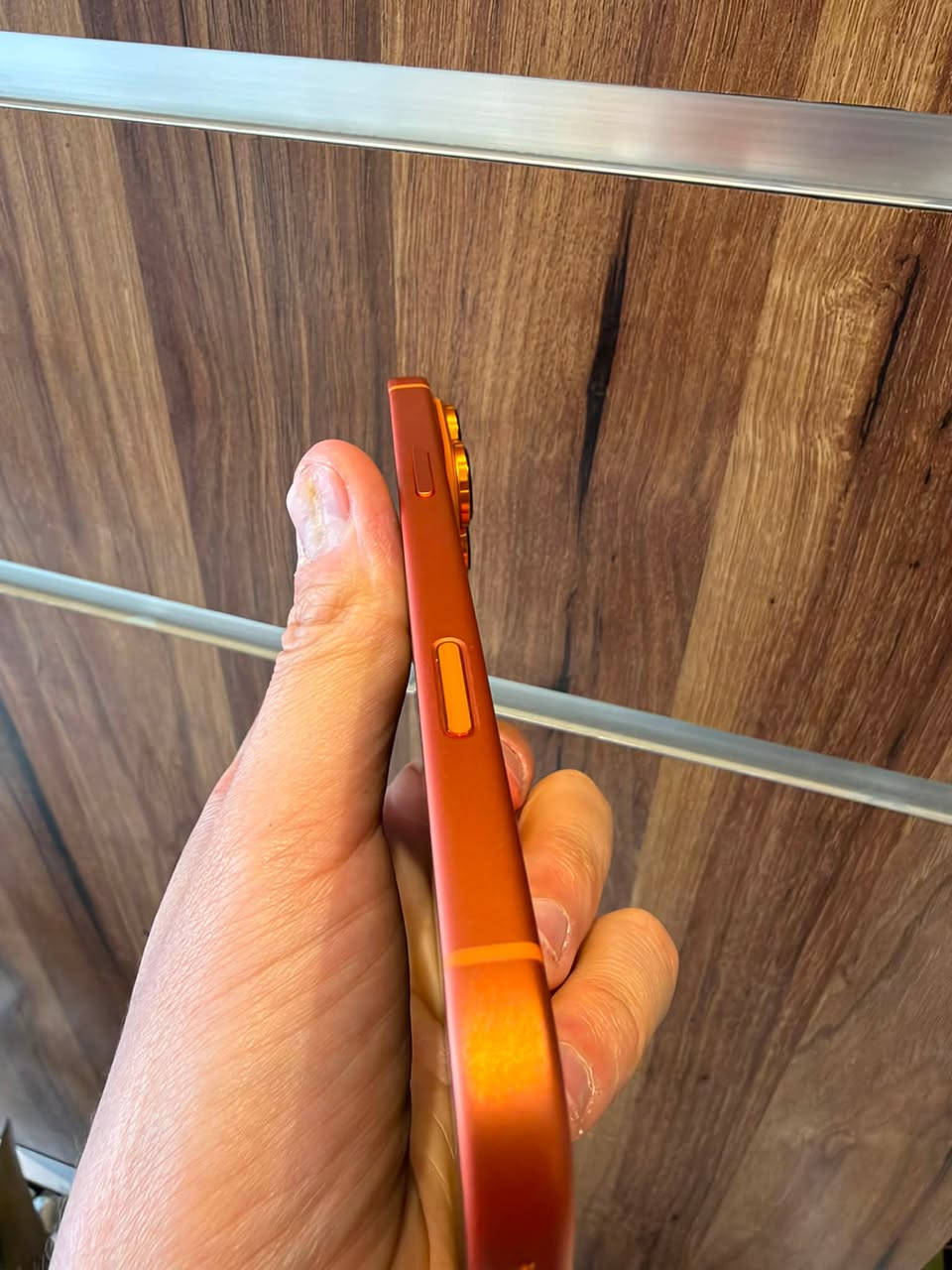 17 PRO MAX 📲 ZA
256 GB
B100% 
عدد دورات 🔃 40 
نظافة 🪥 100‎%‎ اخو الجديد 
سيم كارت واحد 1️⃣ 
بغداد الدوره 
واتساب فقط *********** اثير
