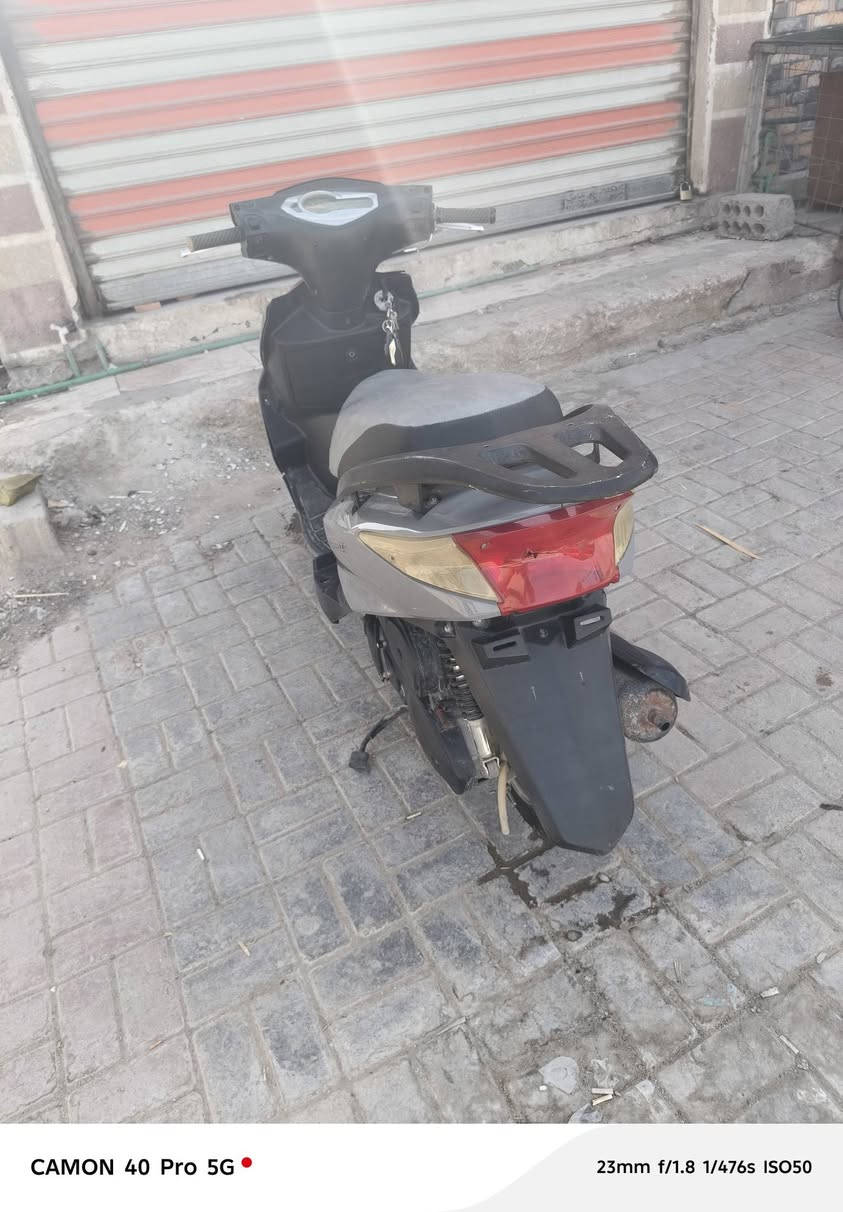 دراجه سكنس موديل 2024صيني وصل المعرض موجود سعر500وبيه مجال دراجه مفتوحه كهربائيات شغاله مكاني كربلاء الشبانات الحولي 100رقم التواصل ***********واتساب
