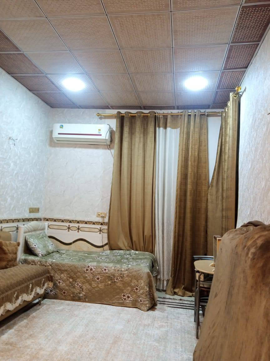 🔥لا تفوت الفرصه 🔥

بيت 🏠للبيع المساحه 100 متر حي النداء📌 شارع مجمع بيتي عمود 54 ✅منطقه 52 خلف صيرفه الشرع قريبه جدا عن الشارع العام بناء طابوك اساس وسقف صب كونكريت ✨ #السعر 🤑🤑 مناسب جدا 68 مع المجال يحتوي على 
✅غرفه 
✅صاله 
✅مطبخ 
✅استقبال 
✅حمامات خارجيه وداخليه 
للاستفسار ***********
