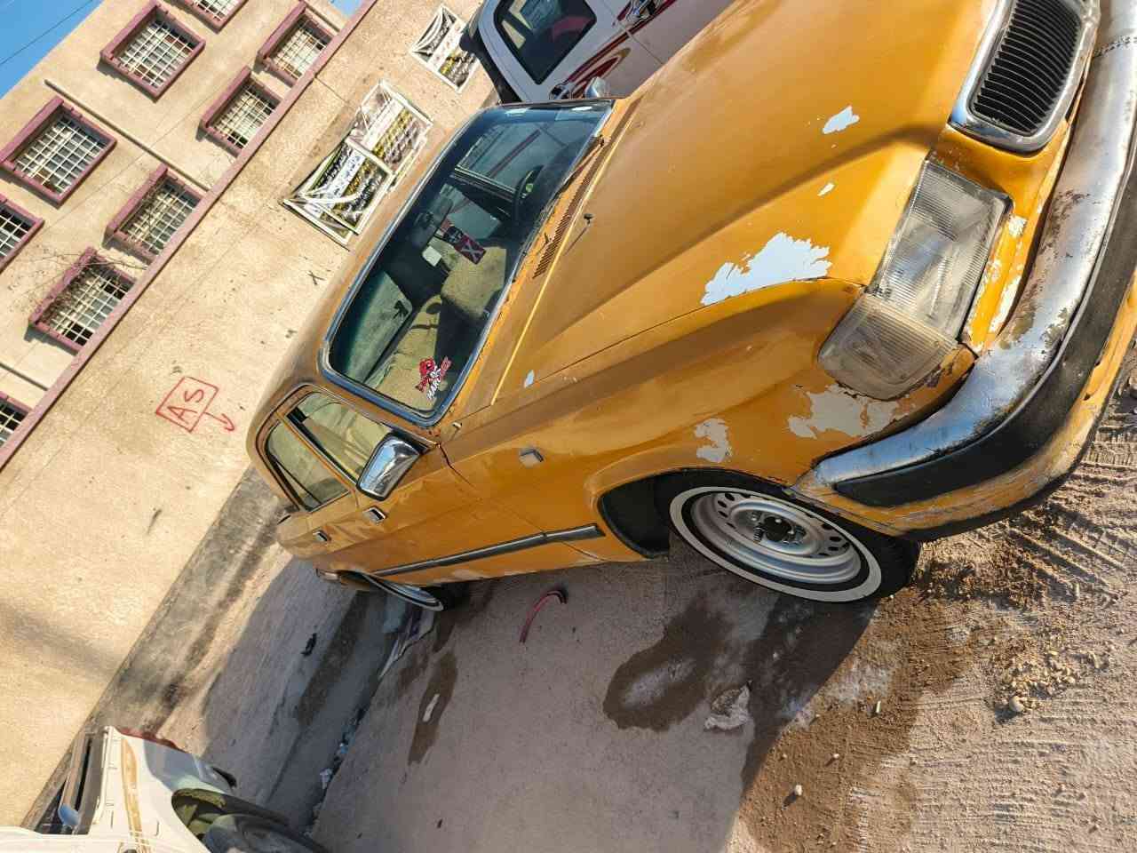 سلام عليكم فولكه للبيع سياره جاهزه مكينه فيفتي وكير وحداديه تبريد ثلج وتخم تاير جديد وسنويه ل27 لسعر
22وبيها مجال للاستفسار *********** مكلف بلنشر
