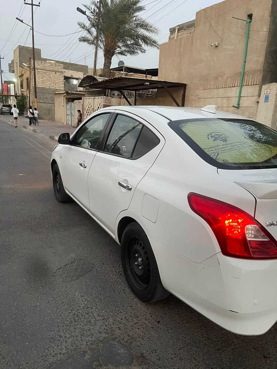 للبيع نيسان سني ٢٠٢٤ هندي كفاله فقط شخط ع كد شبر بلدوسه وكاله بسمي بسم شركة الق تاج لا مطلوبه ولا شي ماشيه ٥٢ مدوشمه ارضيه سعرها ١١٨مكاني البصره ***********
