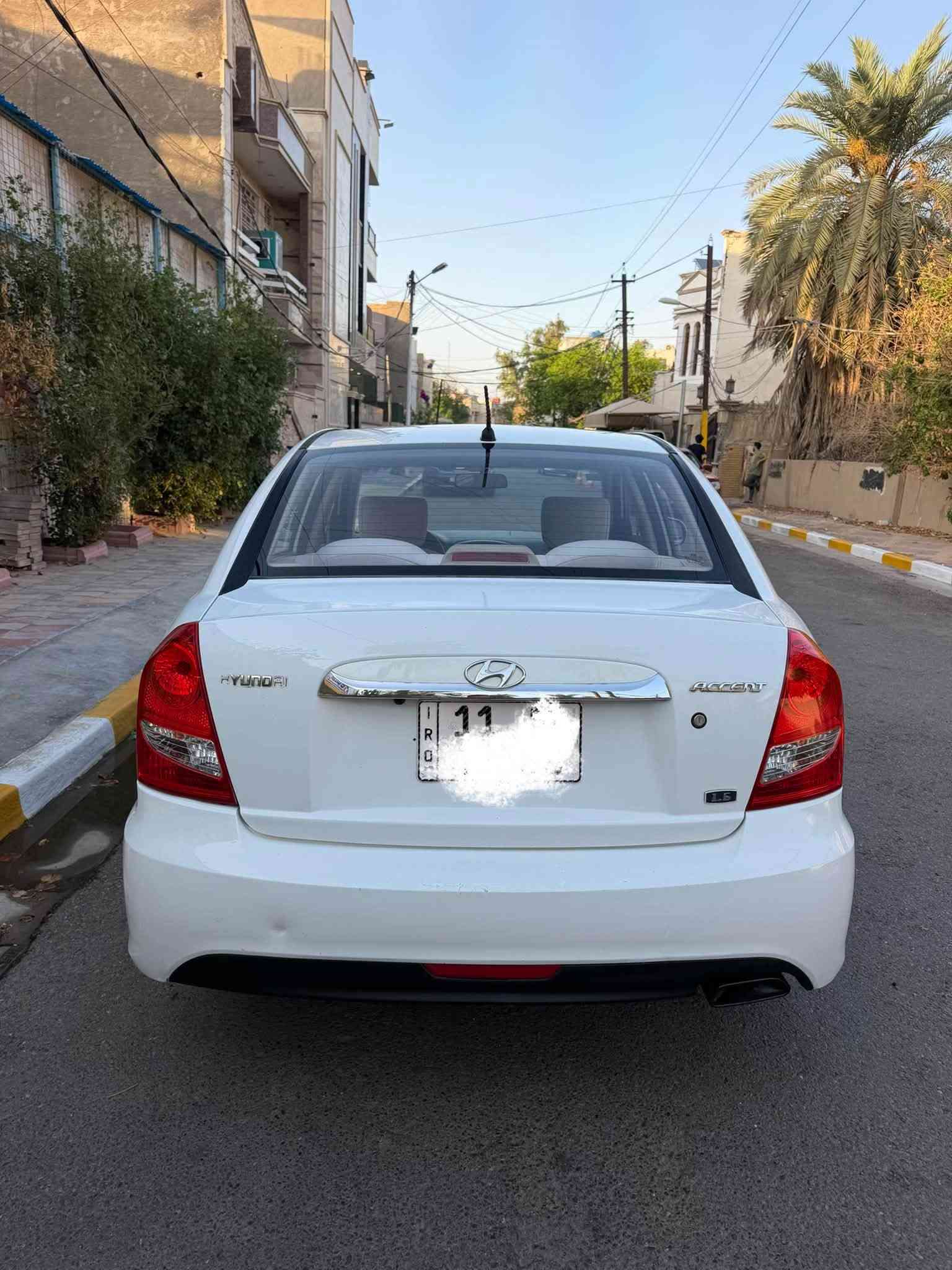 السلام عليكم للبيع اكسنت ٢٠١١ بغداد خصوصي سنوية بسمي السيارة مكفولة من الصبغ مكانين بارد فقط محرك ١٦٠٠ ما مفتوح السيارة جاهزة بدون نقص السعر ٩٢ وبيها مجال الشراي يتصل *********** مكاني بغداد الكاظمية
