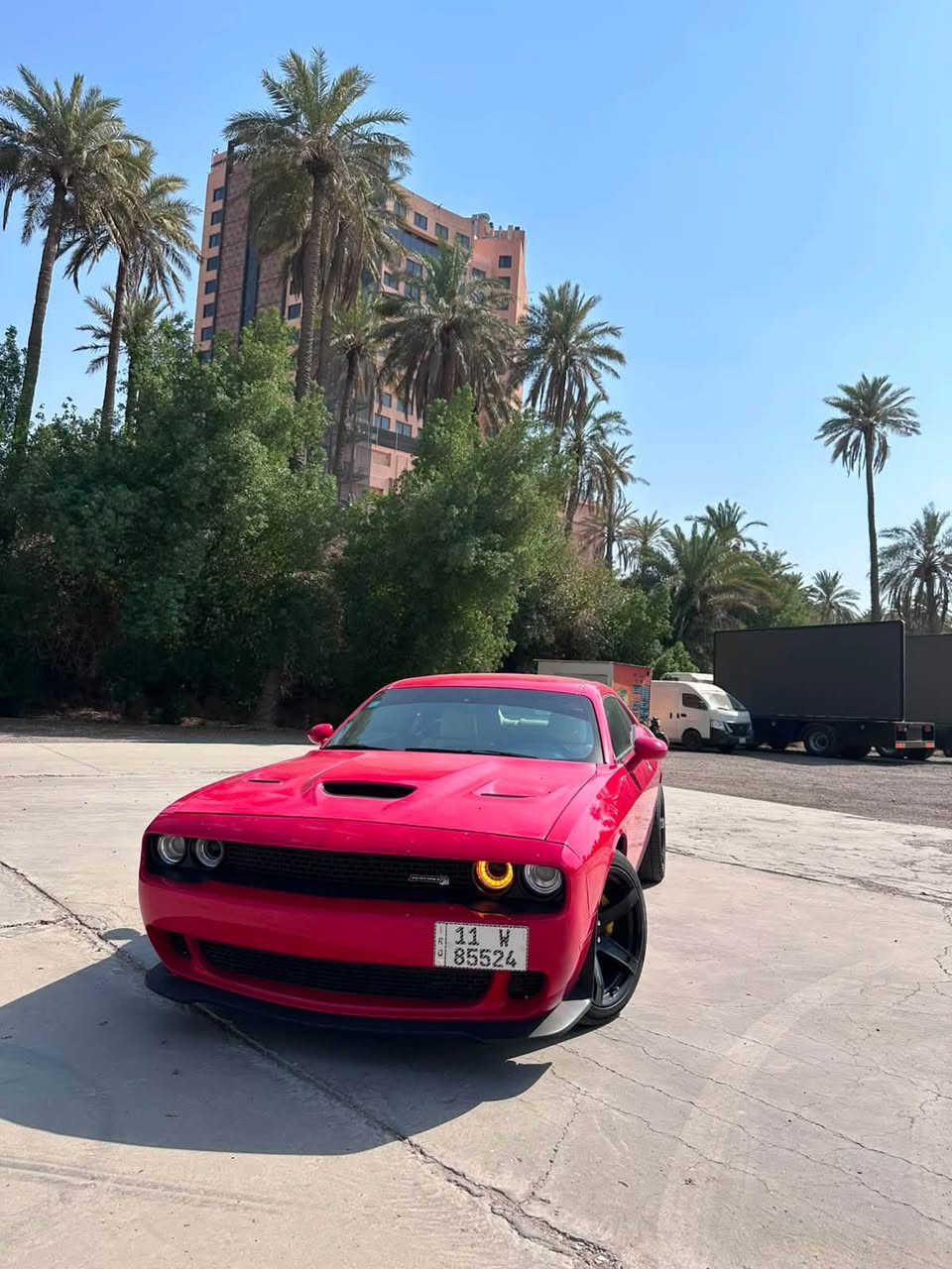 السلام عليكم
جالنجر 2019 sxt للبيع 

لون برتقالي 

مواصفات sxt 

شاشة وسط 

كشن سائق كهرباء 

داخل جلد ابيض 

حادث قطعتين جاملغ و بنيد 

صور الحادث و السونار مرفق بالمنشور 

السعر 160$ و بيهة مجال 

مكان السيارة بغداد حي القادسية 

للاستفسار : ***********

