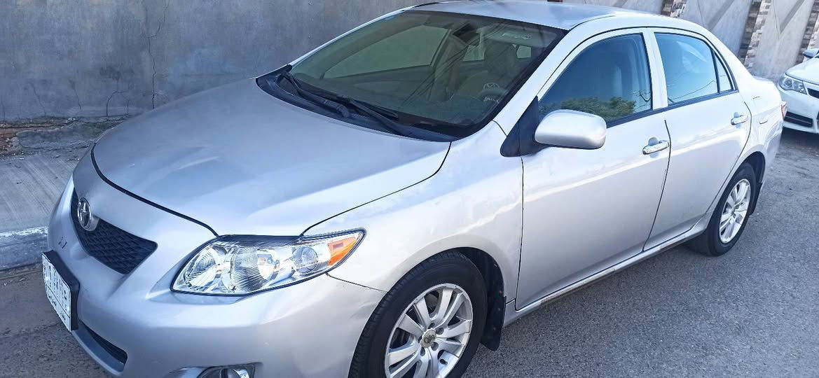 السلام عليكم ورحمه الله وبركاته 

🚘 تويوتا كورولا  وارد امريكا 2009
📍 رقم بغداد  — بسمي تحويل ثاني يوم
🔐 مكفولة فقط چاملغ امامي اليسرى بارد
⚙️ محرك 1800
    مغلف الأرضيات جلد و دوشمة جلد 
🔘 ماشية 109 الف 
🔘 بيها جرد خفيف 
✨ خم تاير جديد يوكوهاما الياباني 
🥶 تبريد ممتاز

✅ السيارة جاهزة مال جناي وما تحتاج شي 

📍 العنوان: الانبار / الفلوجة 
📞 للاستفسار والاتصال: ***********

