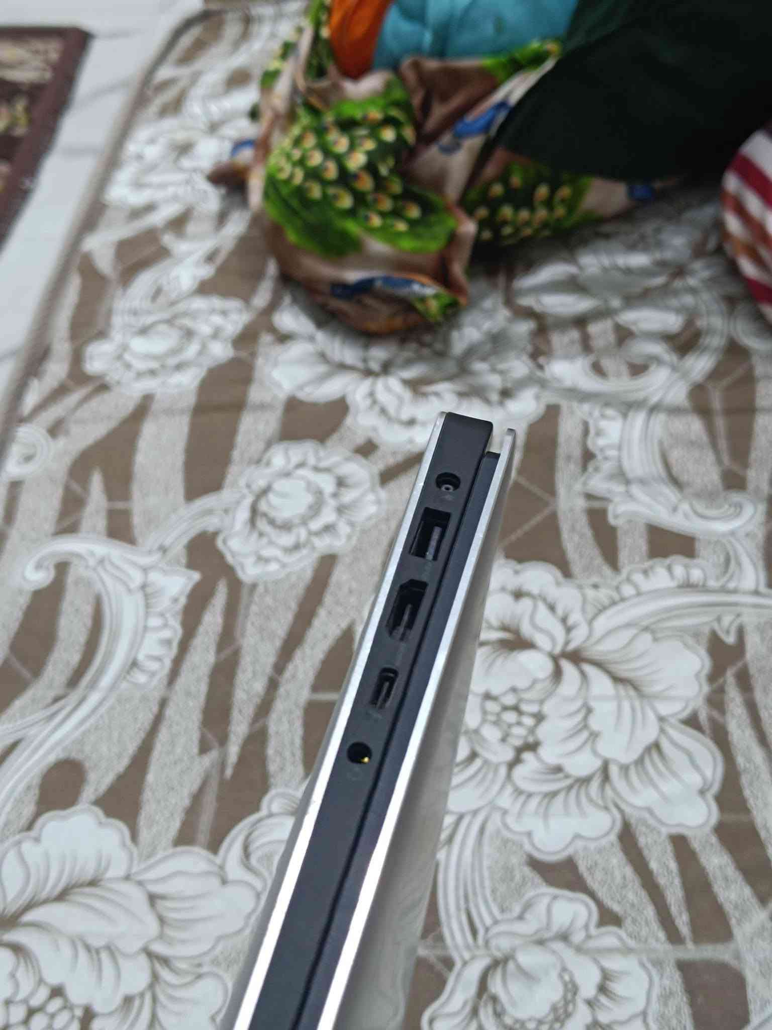 ديل XPS 15 • ٣٢ جيجا رام • GTX 1650