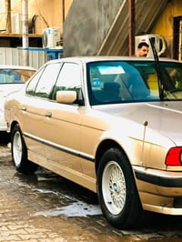 بي ام دبليو ٥٢٠ • موديل ١٩٩١ • كير عادي