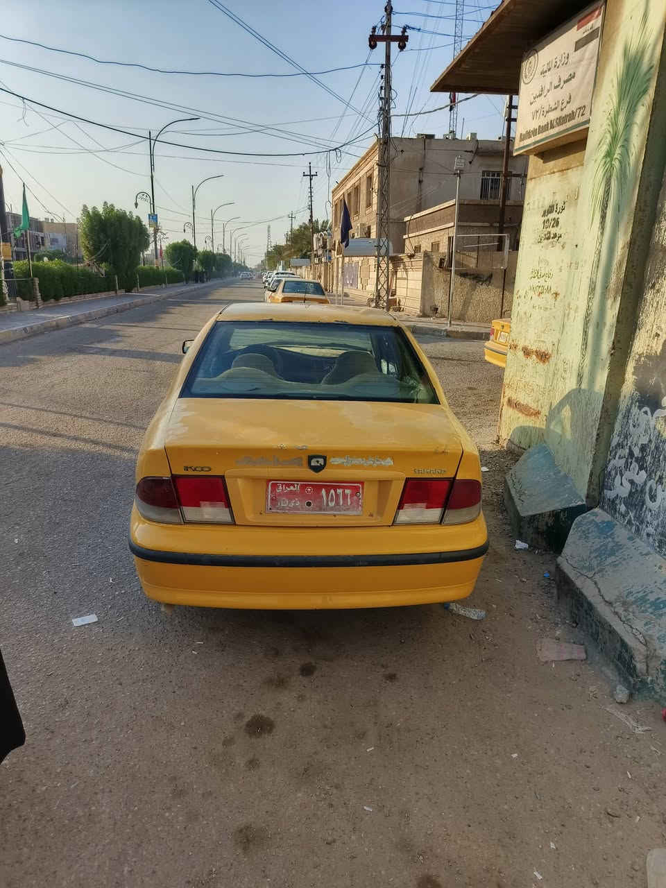 سمند لبيع حلوه كير ومكينه كفاله راعي موجود يريد مداور مديل ٢٠١١ لسعر ١٧ وبيه مجال ***********
