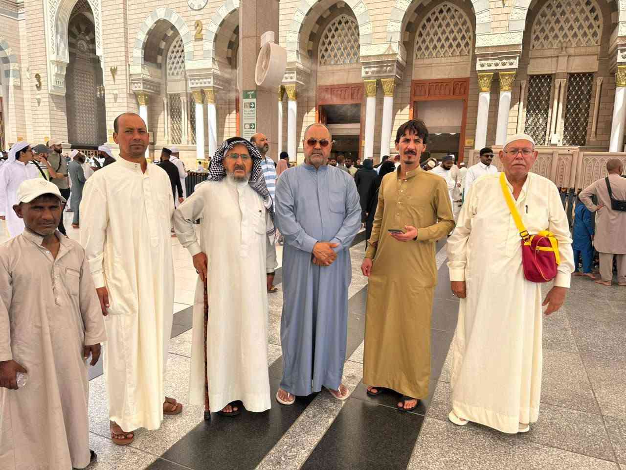 📸اللقطات التصويرية كروب العمرة بارشاد حجي  ابو سيف
العمرة القادمة بإذن الله تعالى وبركاته🕋
الموعد الاول : 8/25
الموعد الثاني : 8/27
10 ايام 8 ليالي
بر باصات حديثة لراحة المعتمرين 750 الف 
طيران ذهابا وعودة على العراقية أو العالمية✅✈️
1400000 الف 
نقل قطار الحرمين اختياري🚞
السكن محبس الجن قرب الباصات المجانية لنقل الى الحرم
ثلاث وجبات الطعام بوفيه متميز 🎖️
زورونا بغداد الحرية قرب مستشفى الدولعي مجاور جامع السودان 
*********** 
***********
