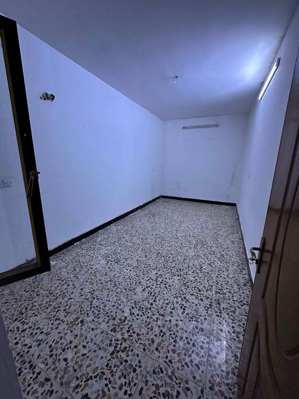 � للإيجار في السيدية – مربع الضباط
مشتمل طابقين معزول عزل كامل،

يحتوي على:

🛏️ غرفتين نوم
🛋️ صالة
🍳 مطبخ
🚿خدمات 

📍 الموقع: السيدية – الضباط

💰 الإيجار: 600 ألف شهرياً

📞 للاستفسار والحجز تواصل معنا
***********

