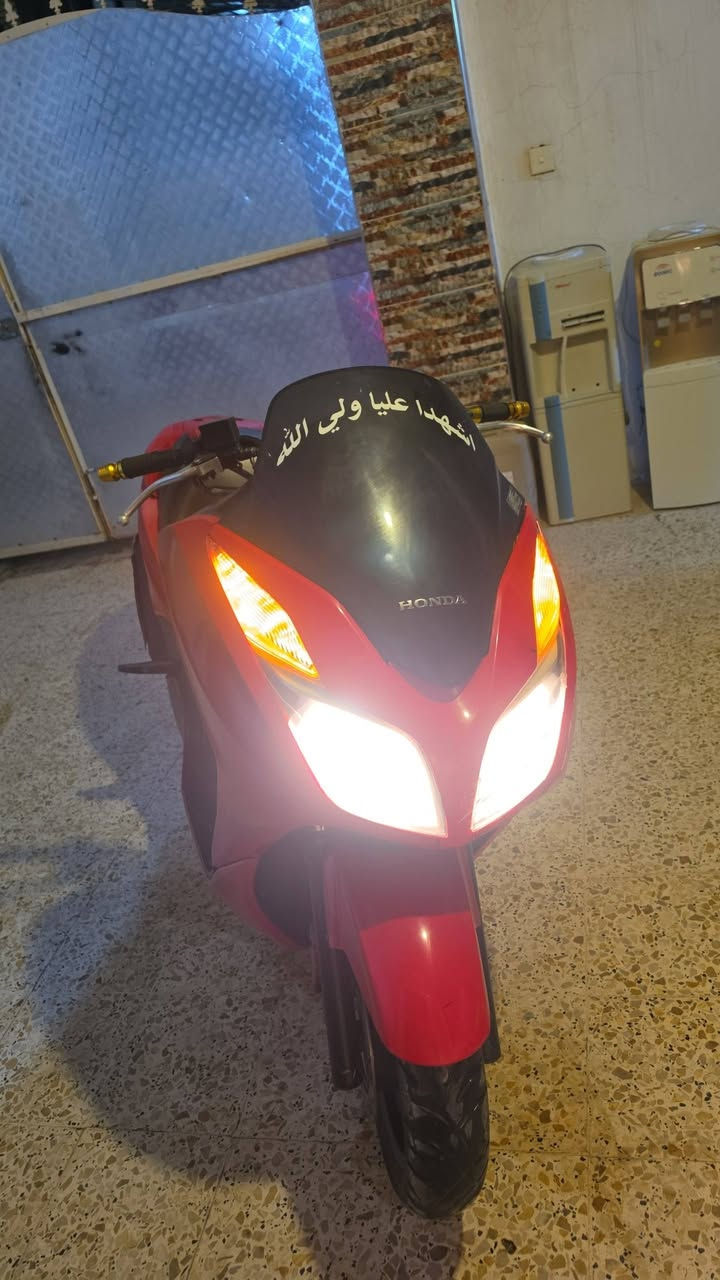 🔥 فوزده 012 للبيع — مكاتبة 🔥
🛵  | لون أحمر | مكاتبة
🎨 دهن جديد، اليوم مدهنه 

✅ كلشي شغال بيها
✅ مكينة وقير تمام
✅ كهربائيات كاملة
✅ إنارات وإشارات وبوري
✅ تبريد ومراوح
✅ تشغيل وستارتر
✅ جاهزة للركوب

💯 فوزده مرغوبة ومرتبة، والدهن جديد اليوم.
👀 المعاينة على الطبيعة، والجاد يجي يشوفها ويحكم بنفسه.

📍 المكان: ديالى
📞 ***********
💬 متوفر خاص بالماسنجر أو على الرقم اقبل مرازس حسب قناعه

🔥 012 مكاتبة + دهن جديد اليوم + كلشي شغال = جاهزة للركوب 🔥
