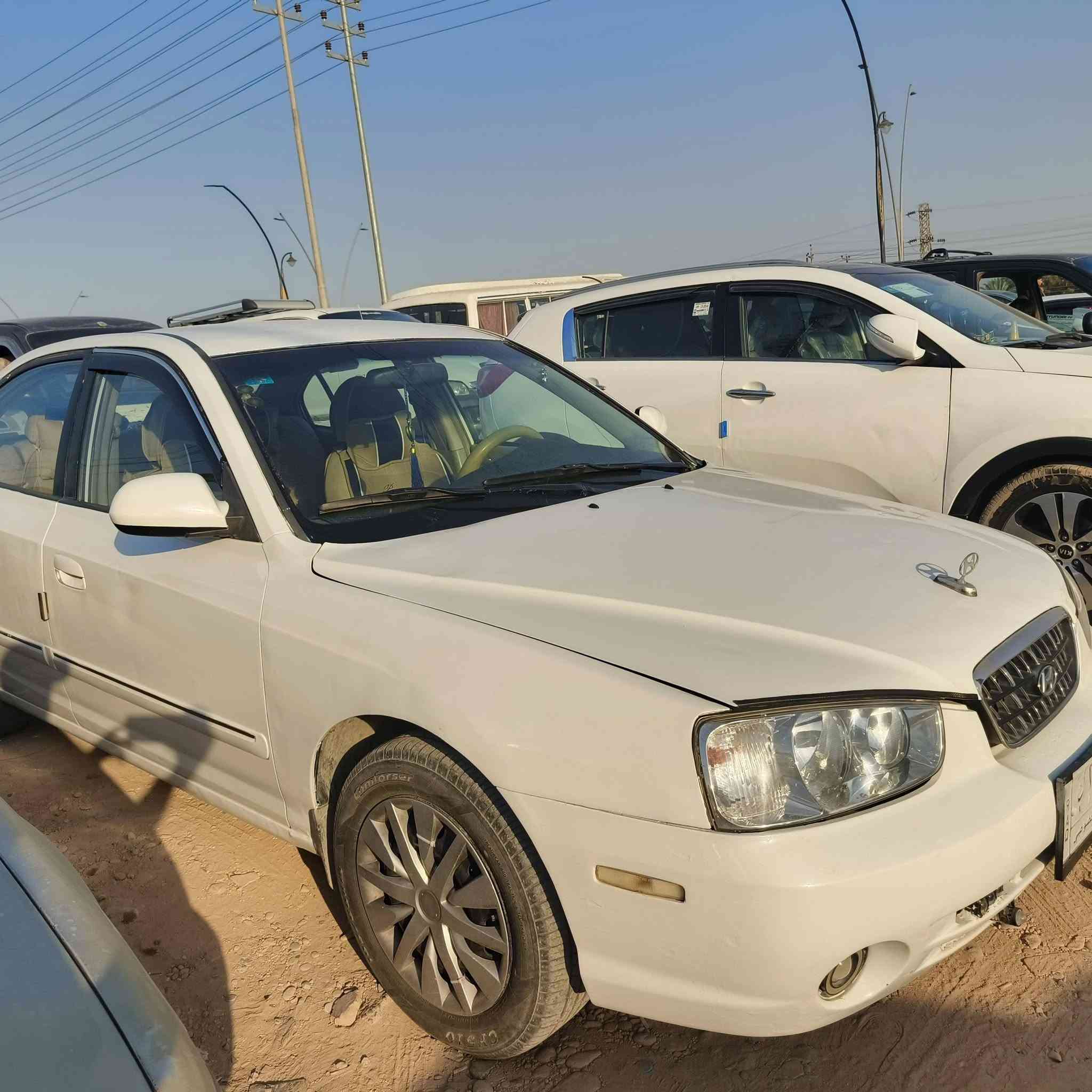 الانترة موديل 2001  رقم بغداد وارد امريكي سنوية لل 27شهر 8  گير اوتو گير ومحرك مكفولات تبريد ثلج تخم تاير سيارة كاملة مكملة كهربائيات كلها شغالة سيارة ضررها جاملغ الخلفي طخة بسيطة بدون دواخل معدلة عالبارد سيارة نضيفة مال جناي مكملها على ايدي والسيارة بسمي تحويل مباشر  سعرها 65 وبيها مجال  وتفاصيل اكثر على هذا الرقم ***********   مكان السيارة بعقوبة
