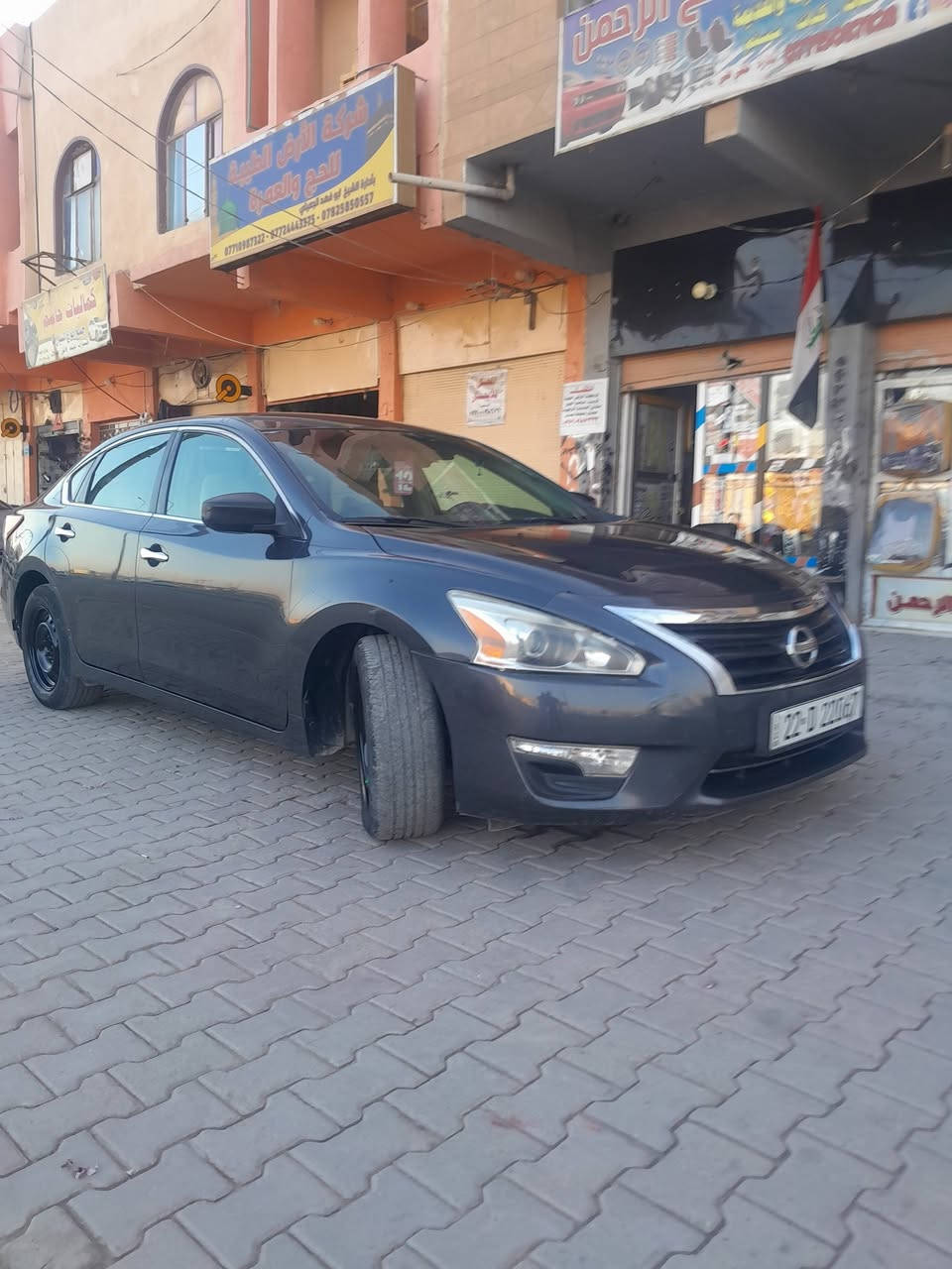 السلام عليكم ..نيسان التيما موديل ٢٠١٣ خليجي بدون صبغ تبريد قطعتين كير محرك كفاله سياره خير من الله .. صورة السونار مرفقه بالمنشور ...عارضها ب٩٩ ورقه وبيها مجال شي بسيط حك الجيه الرقم ***********
